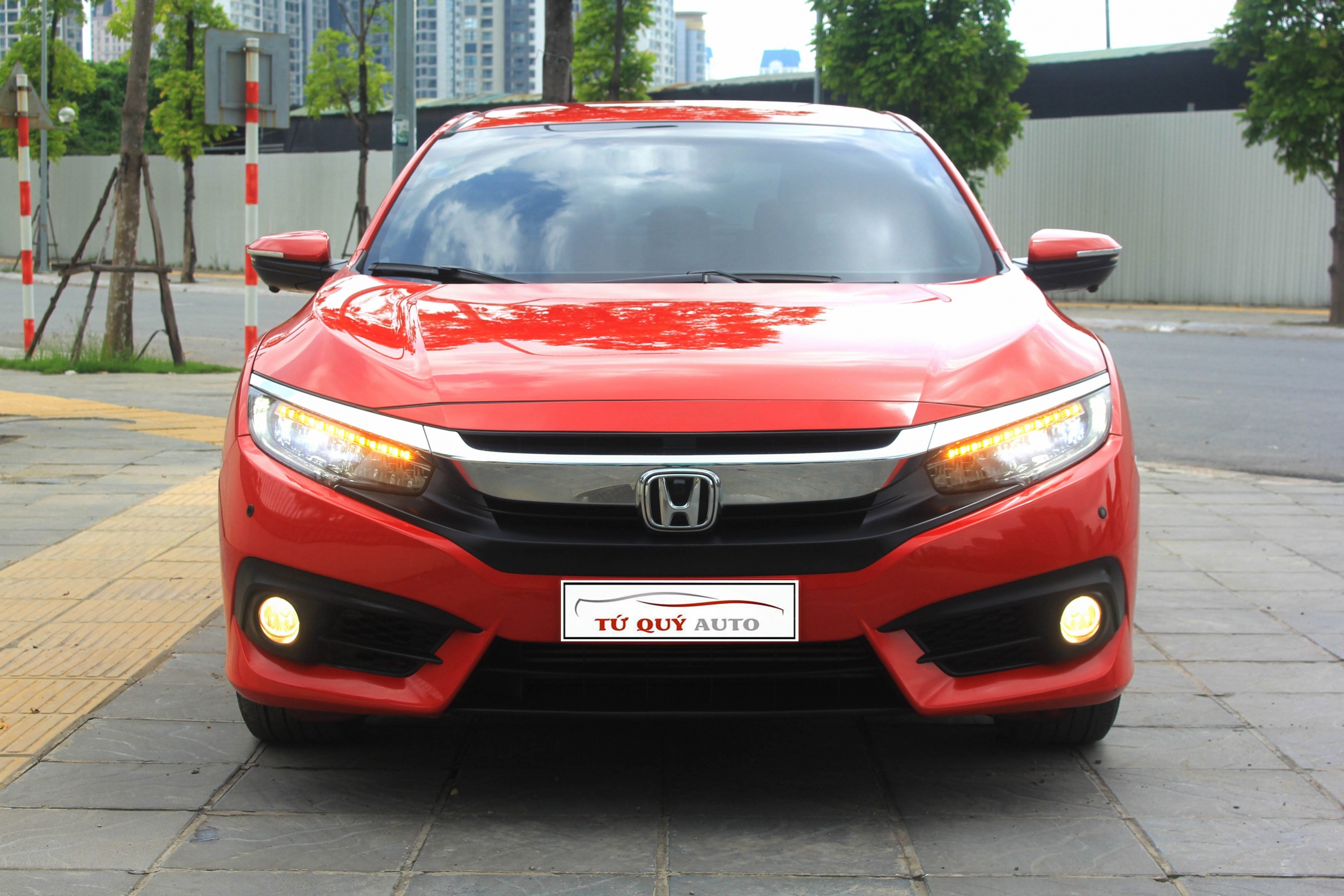 Xe Honda Civic 1.5G Turbo 2018 - Đỏ