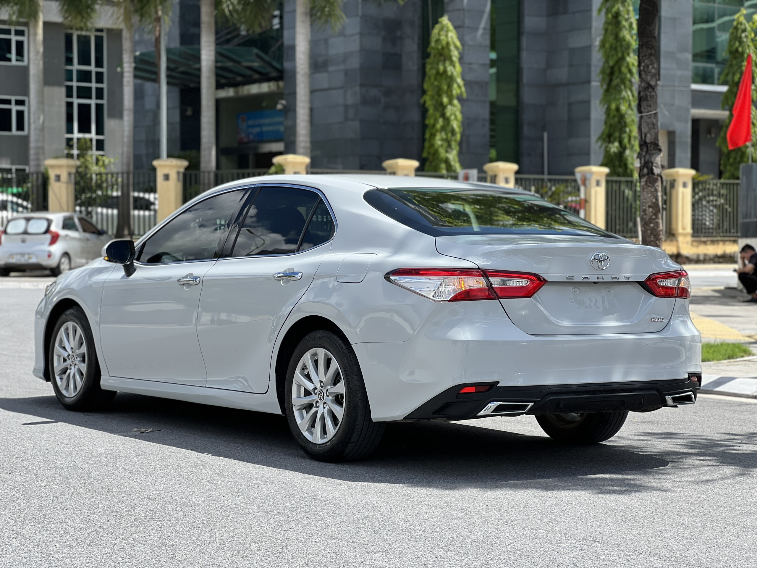 Toyota Camry 2.0G 2019 - 3