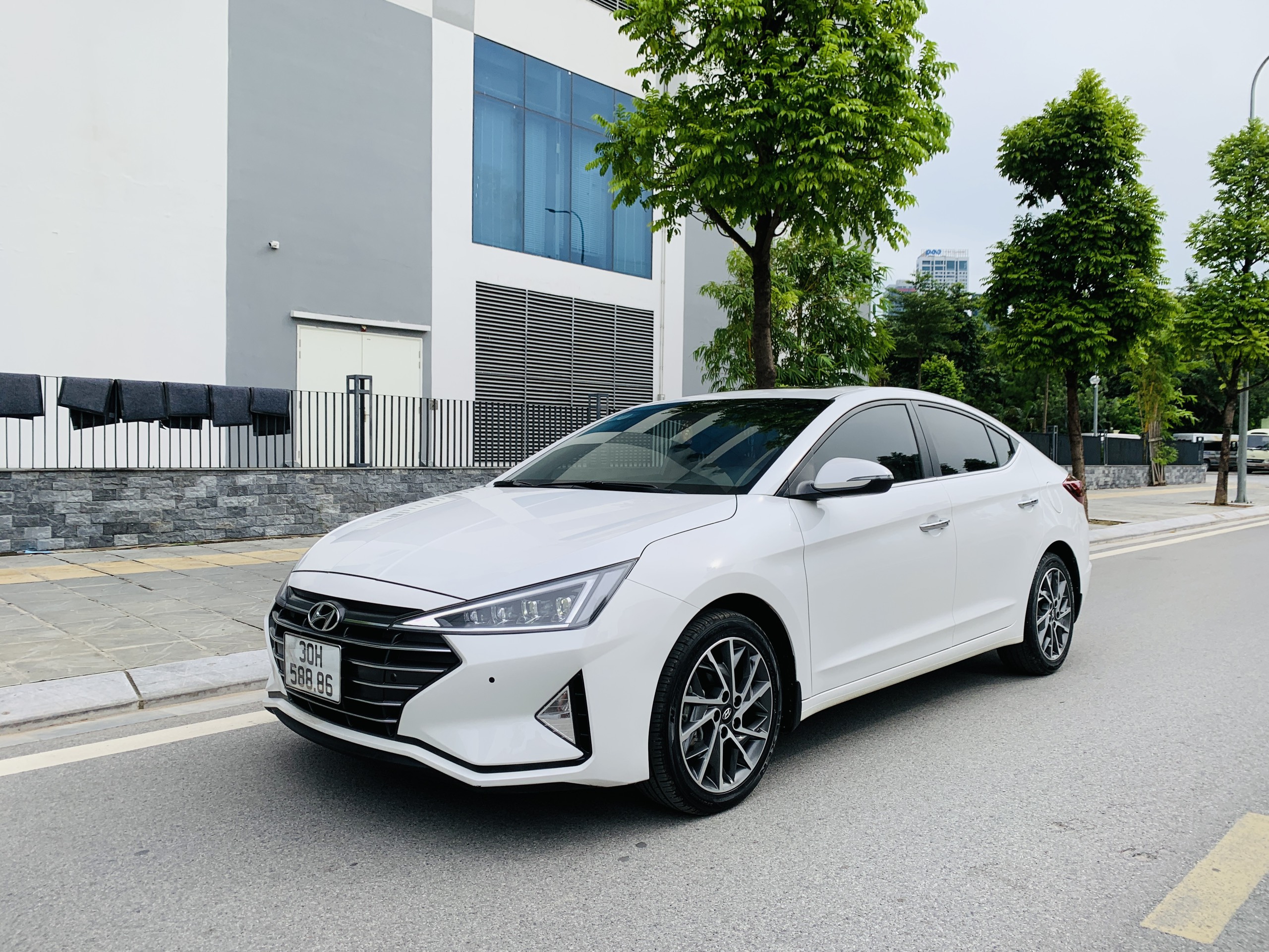 Hyundai Elantra 2.0AT 2019 - 2