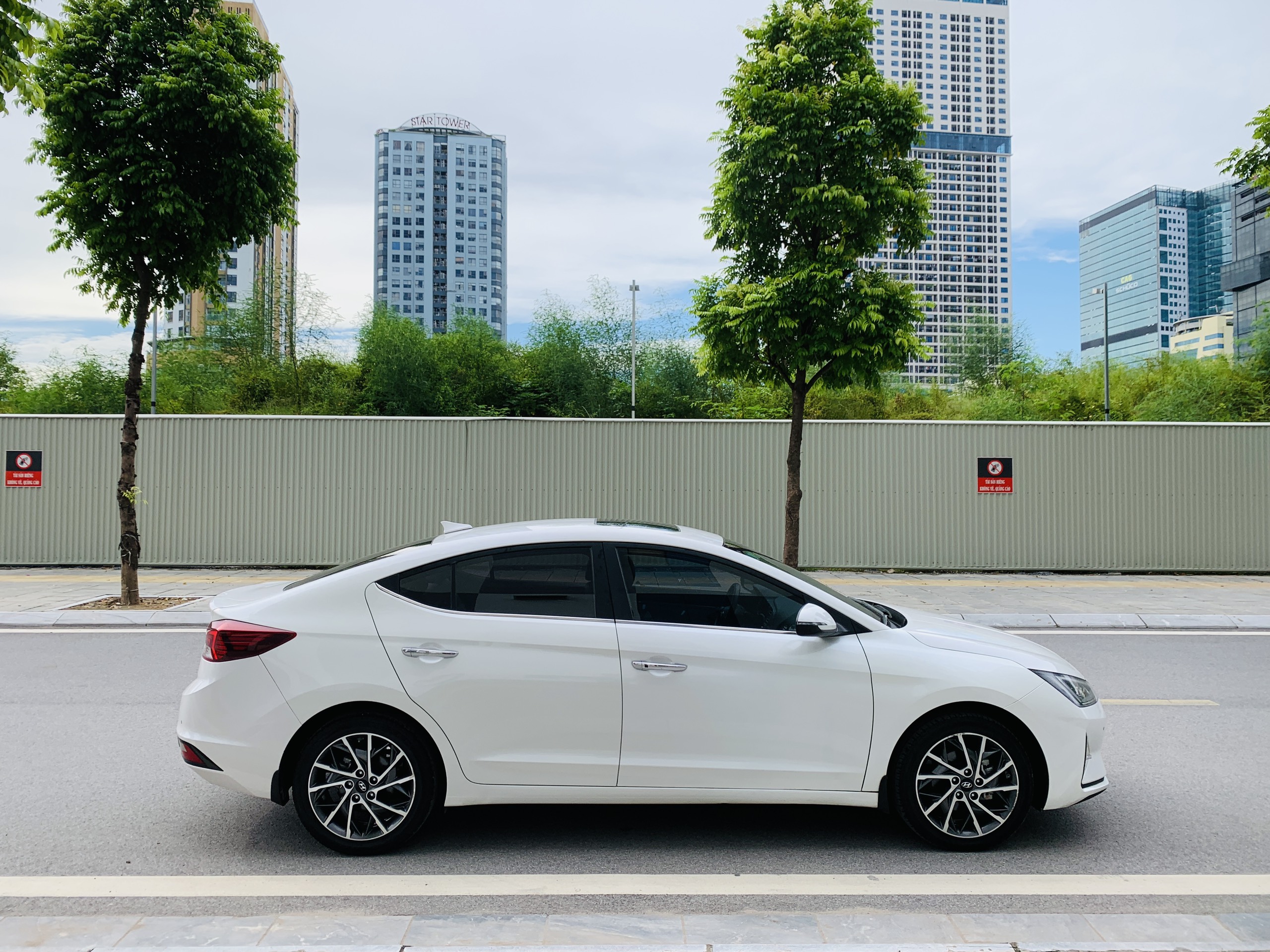 Hyundai Elantra 2.0AT 2019 - 7