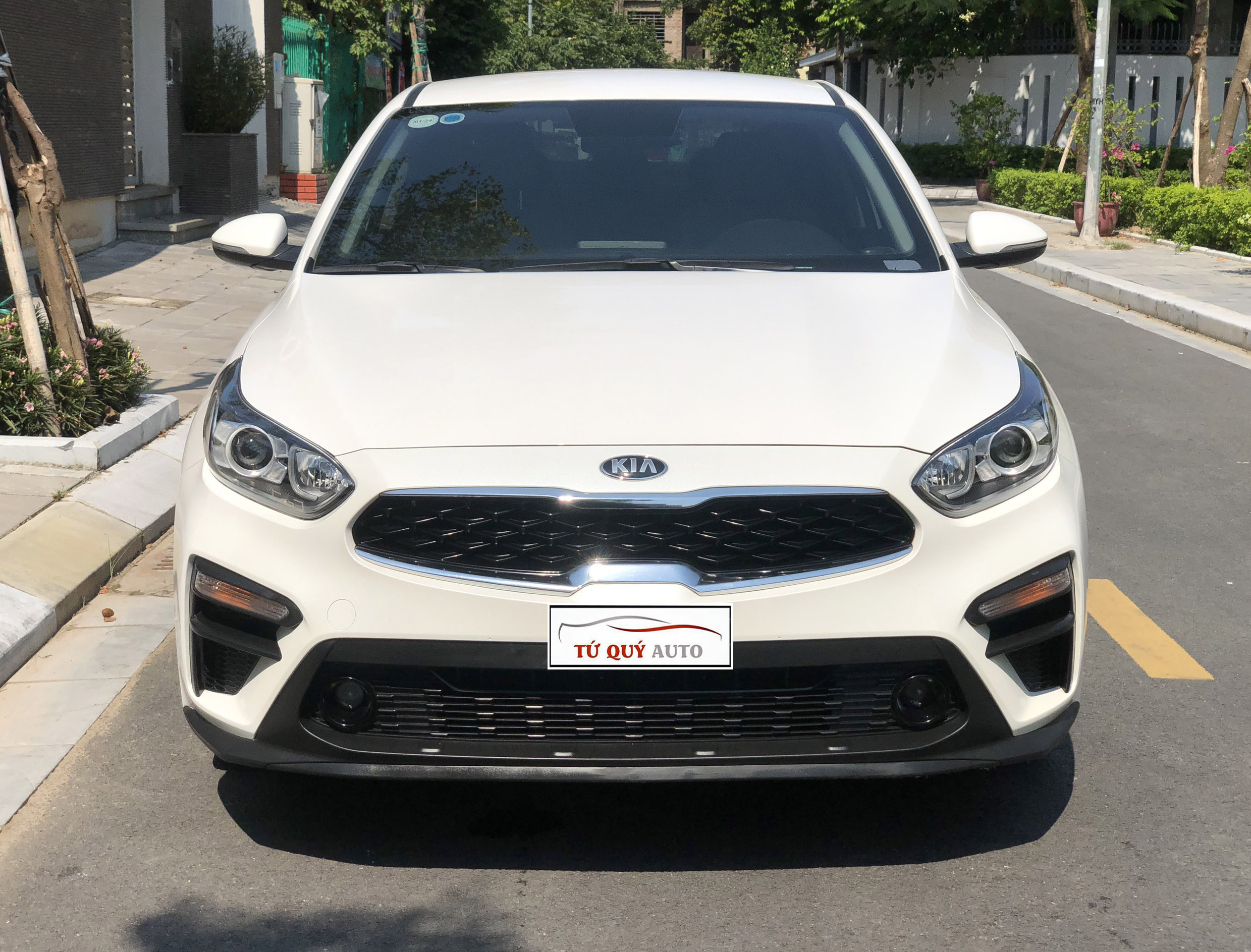 Xe Kia Cerato Deluxe 1.6AT 2021 - Trắng