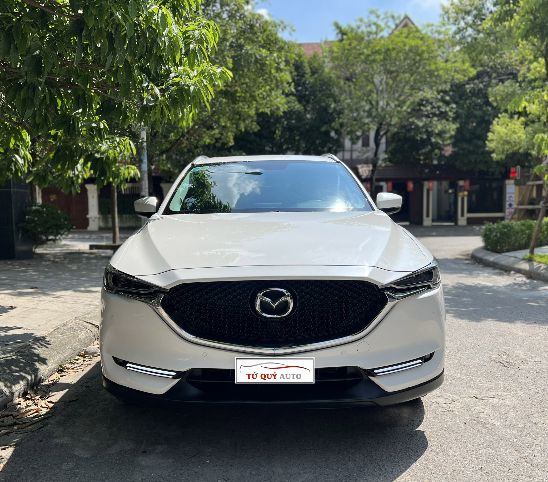 Xe Mazda CX5 2.0AT 2018 - Trắng