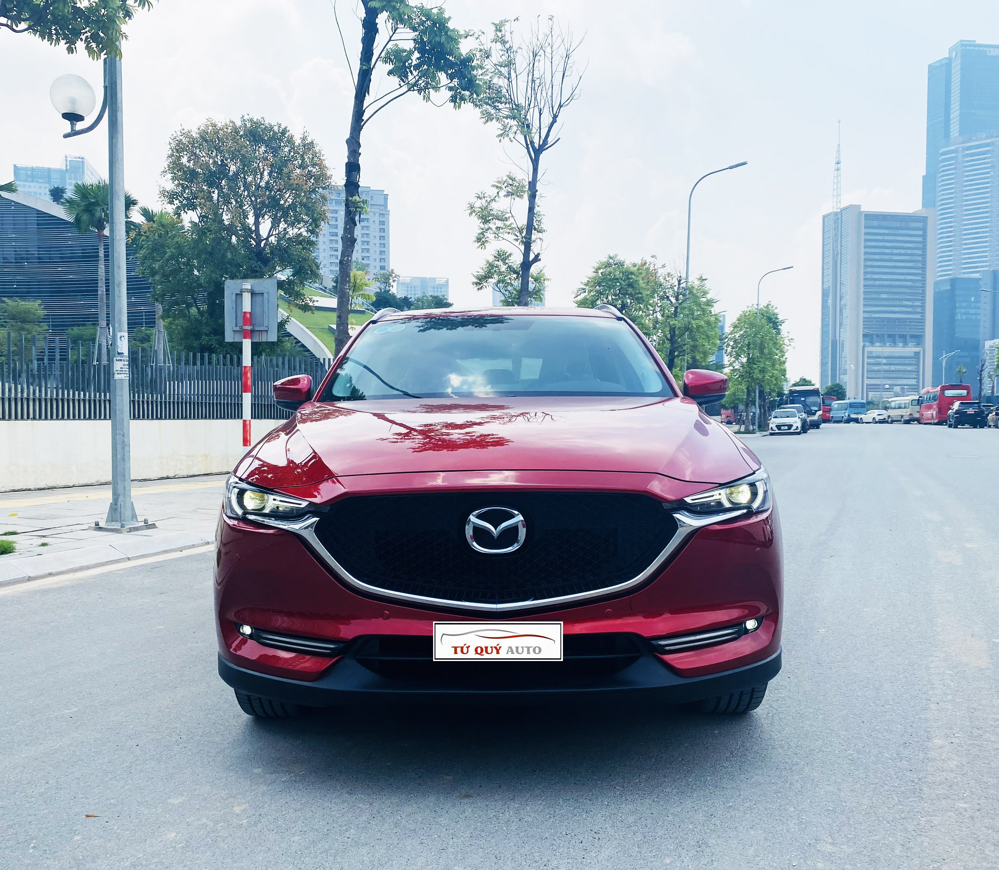 Xe Mazda CX5 2.0AT 2019 - Đỏ / Kem