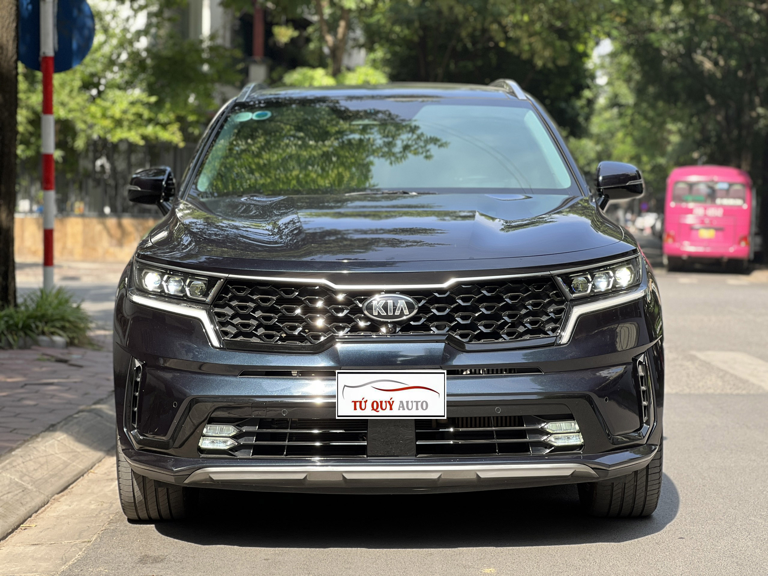 Xe Kia Sorento 2.2CRDi AWD 2022 - Xanh Đen