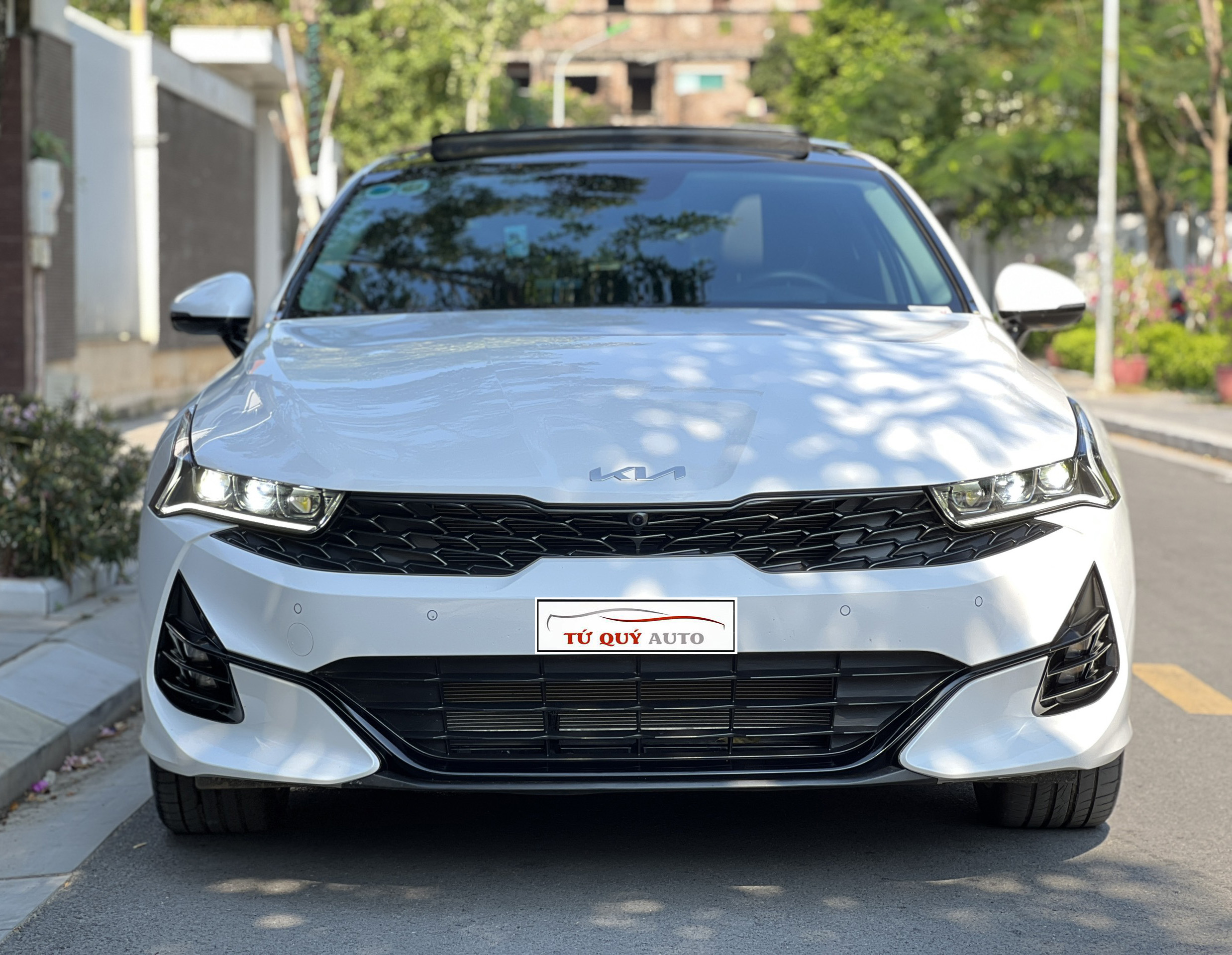 Xe Kia K5 Premium 2.0AT 2022 - Trắng