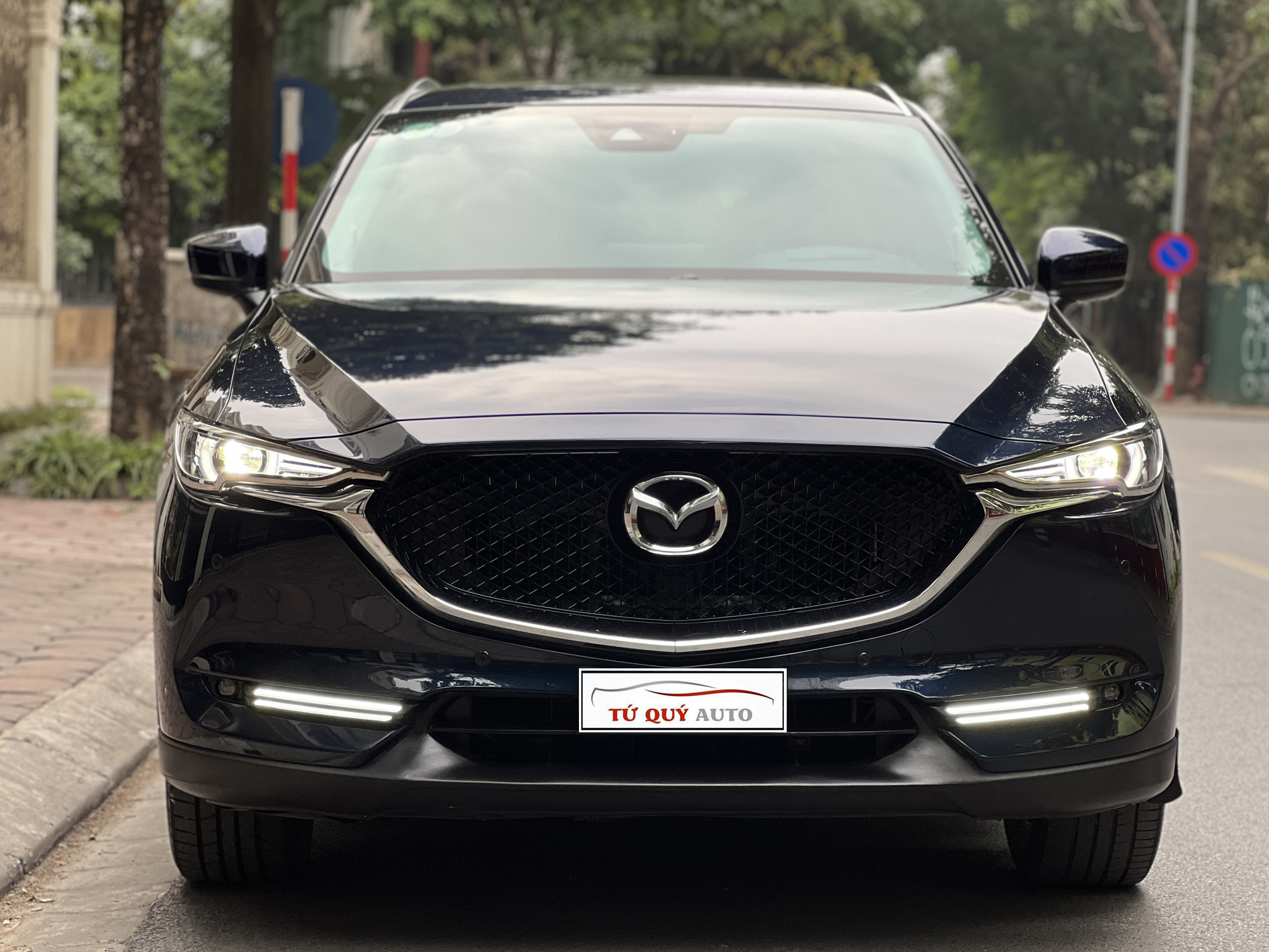 Xe Mazda CX5 Premium 2.0AT 2021 - Xanh Đen