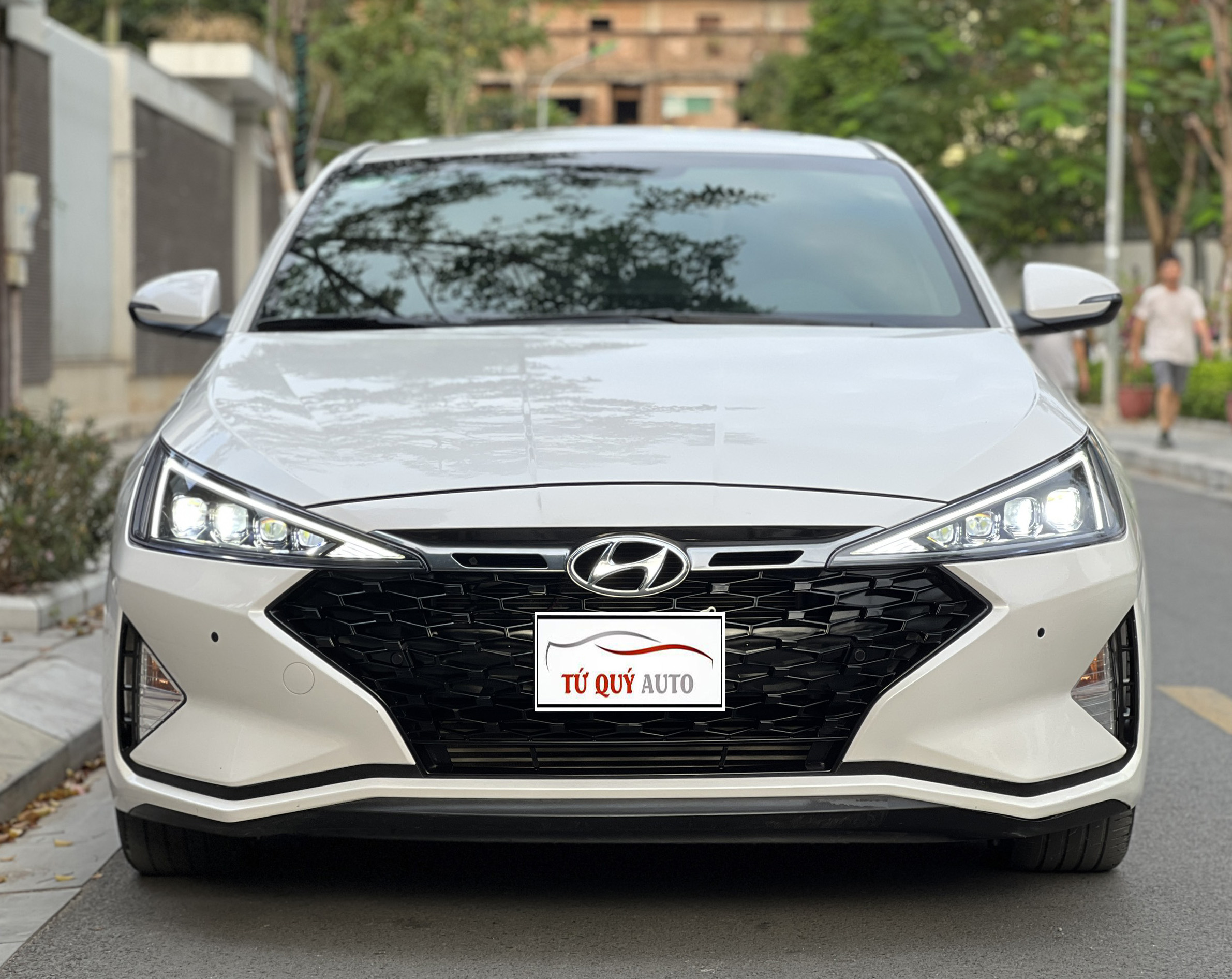 Xe Hyundai Elantra Sport 1.6 Turbo 2020 - Trắng