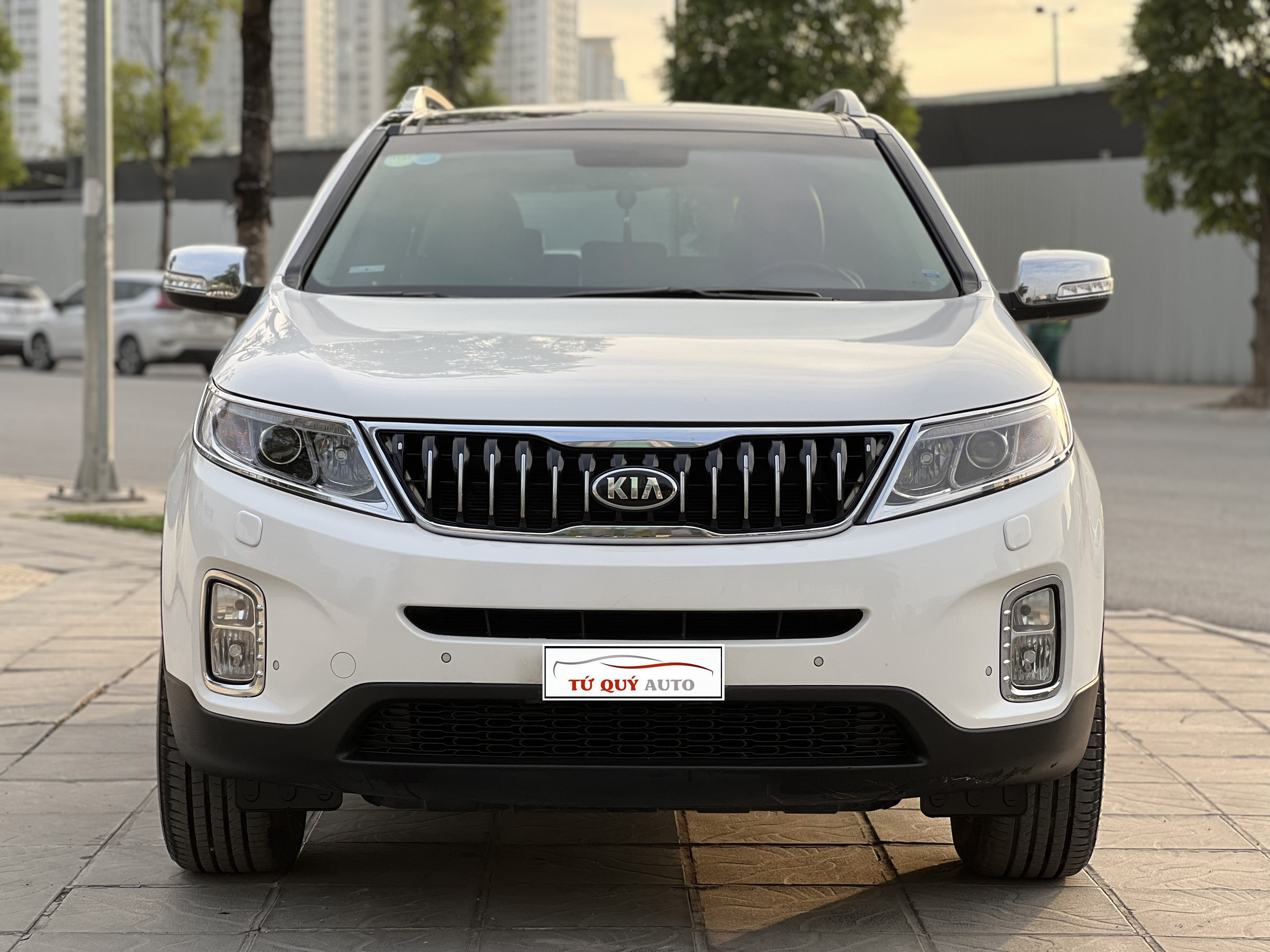 Xe Kia Sorento 2.4 GATH 2017 - Trắng