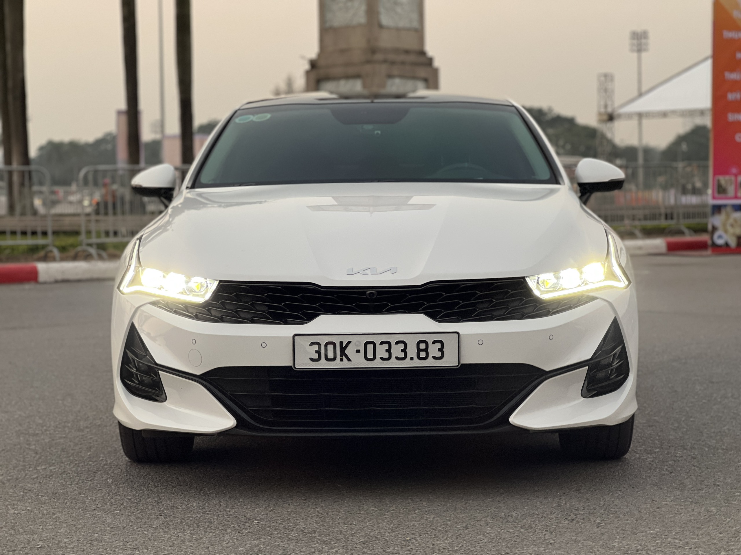 Xe Kia K5 Premium 2.0AT 2022 - Trắng