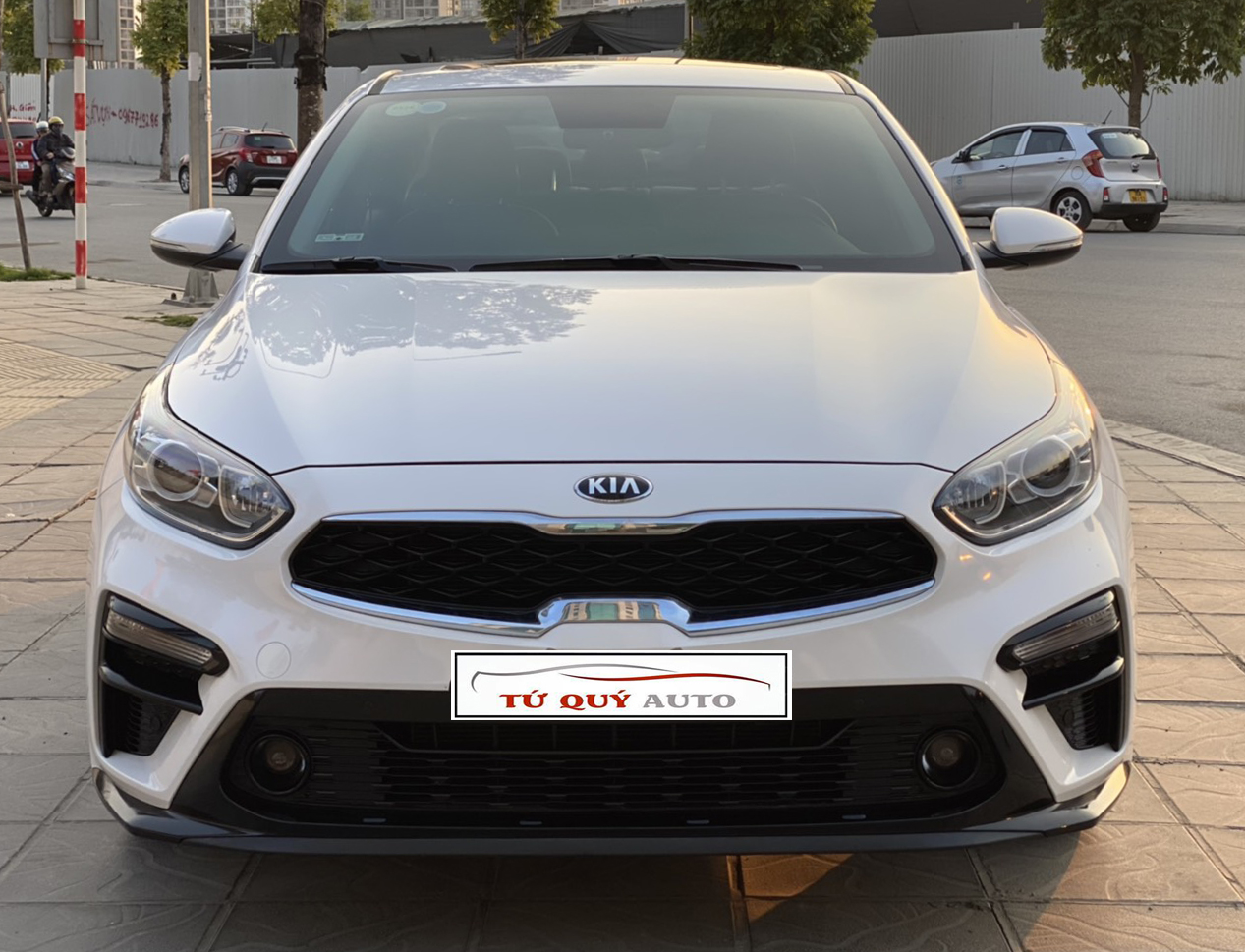 Xe Kia Cerato Luxury 1.6AT 2021 - Trắng