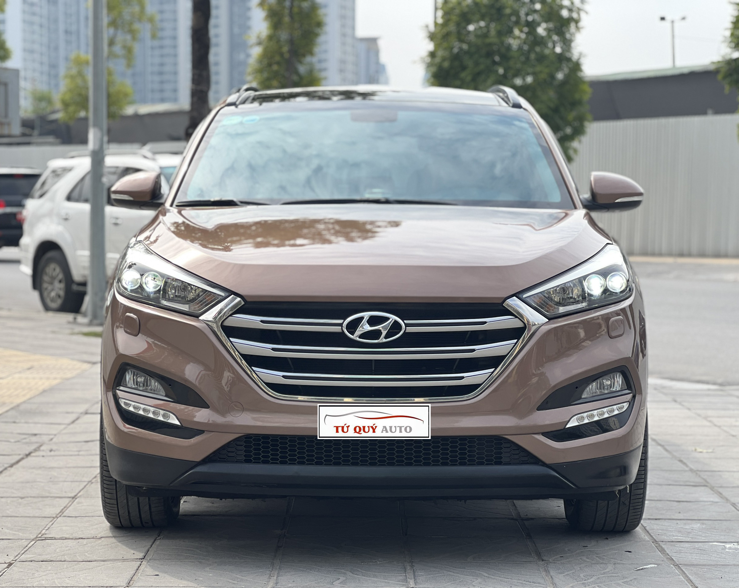 Xe Hyundai Tucson 2.0ATH 2016 - Nâu