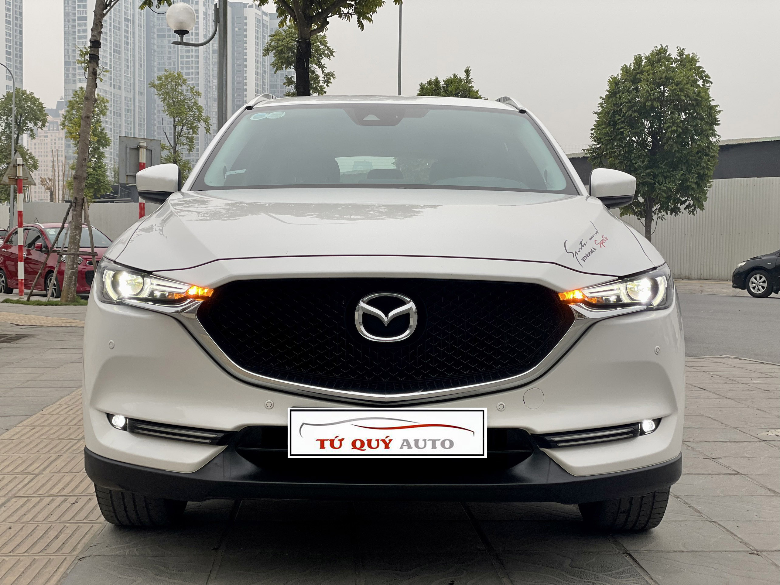 Xe Mazda CX5 Premium 2.5AT 2019 - Trắng