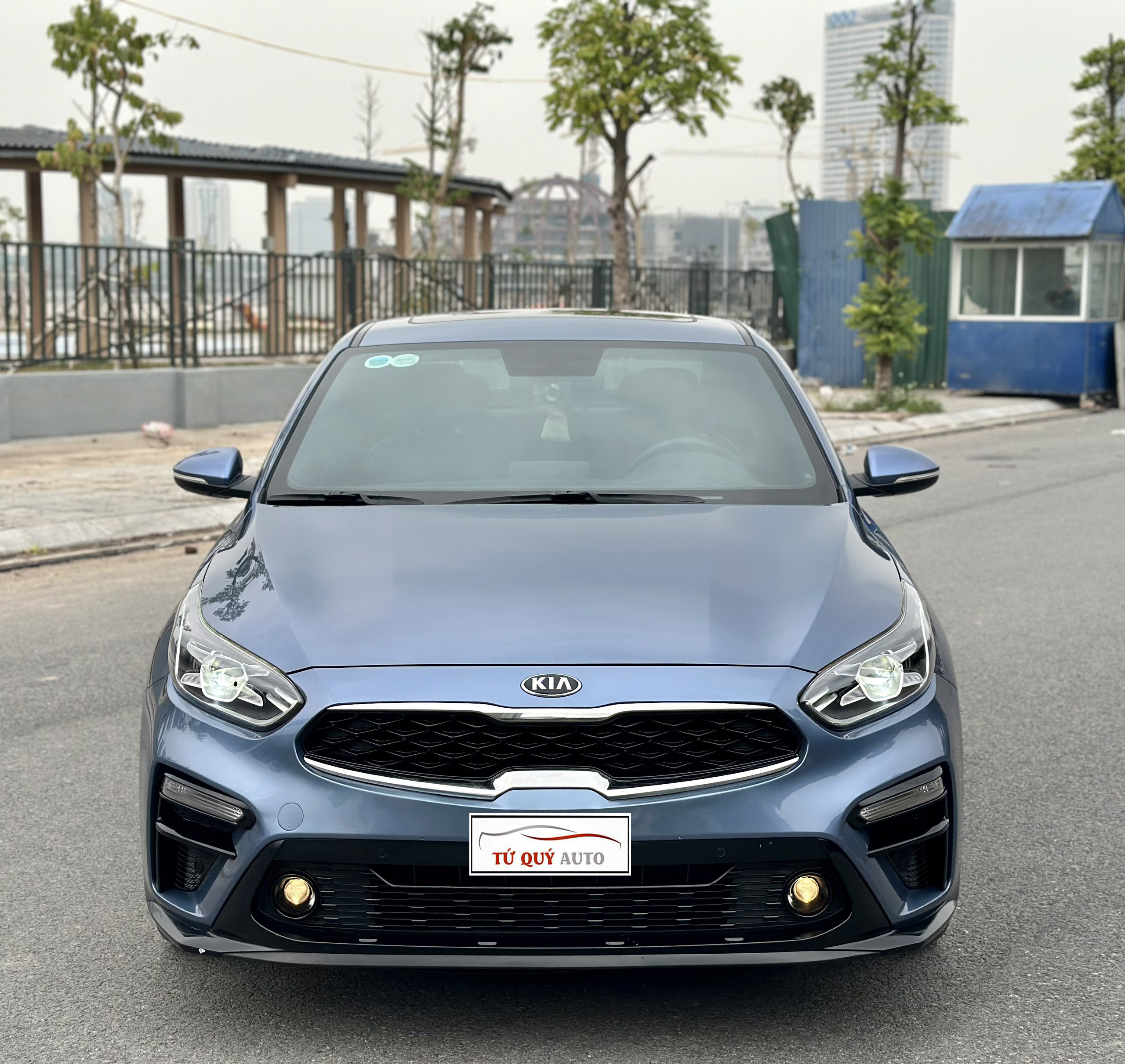 Xe Kia Cerato Premium 2.0AT 2019 - Xanh Dương