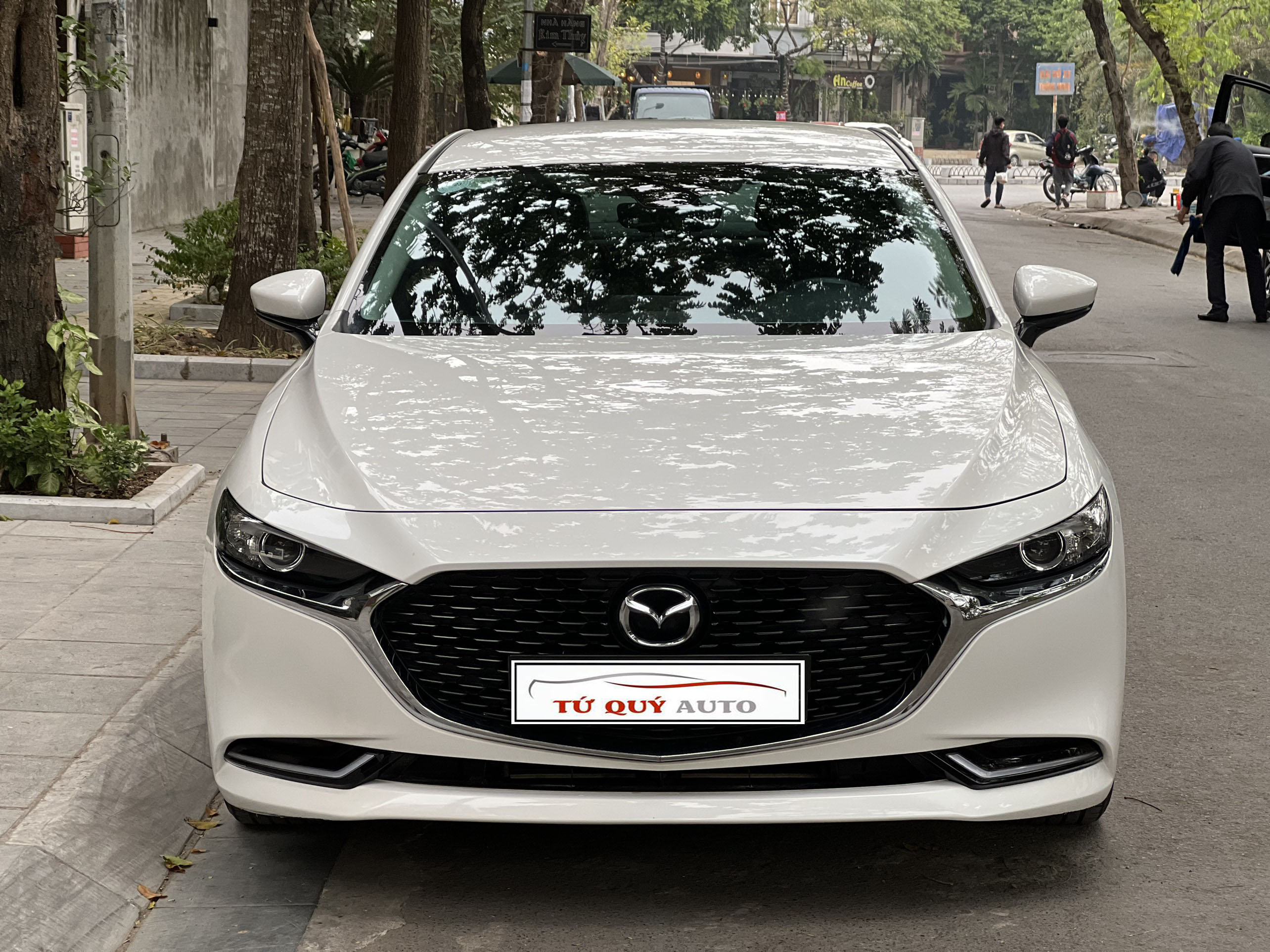 Xe Mazda 3 Luxury 1.5AT 2020 - Trắng