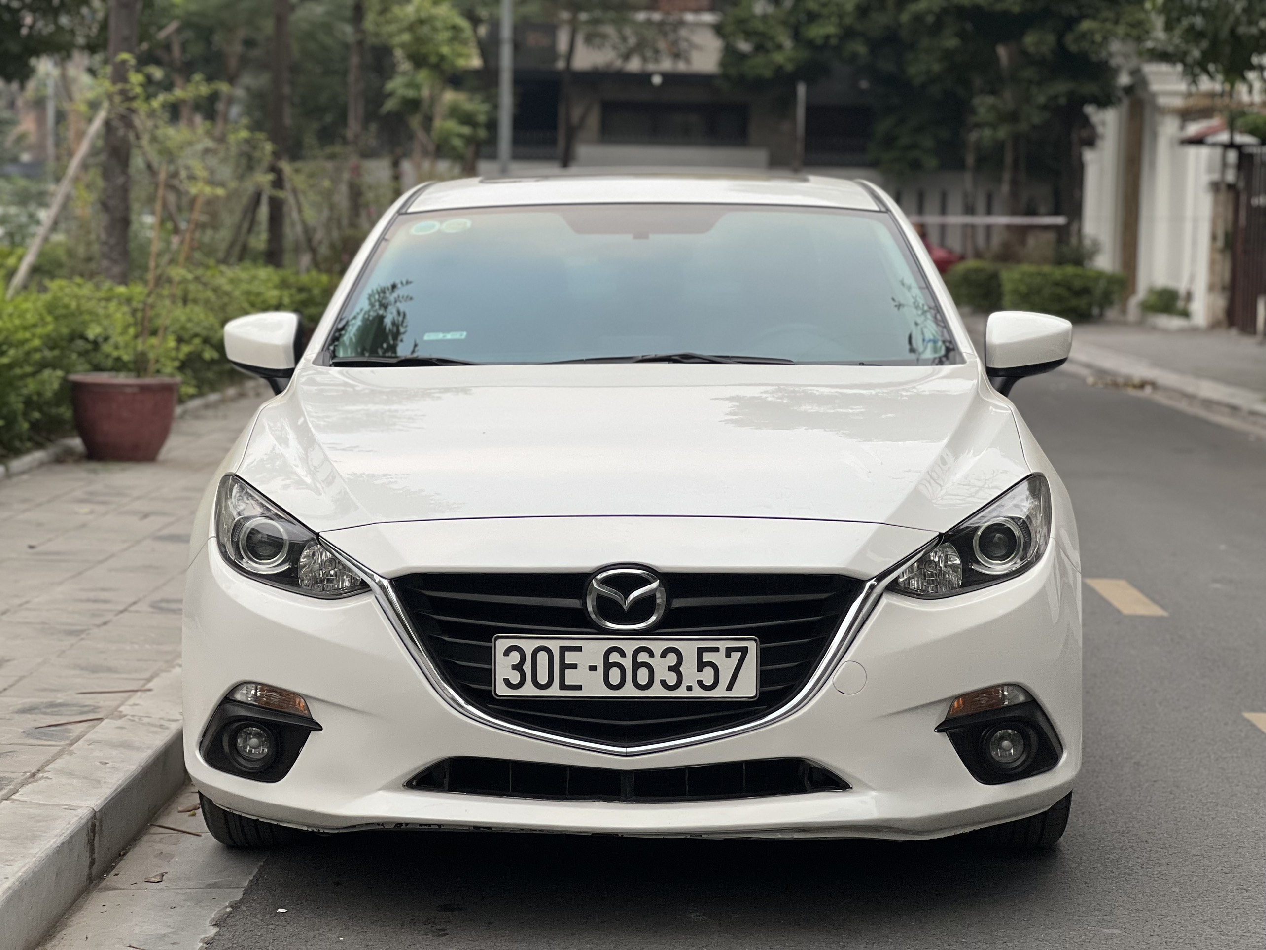 Xe Mazda 3 Sedan 1.5AT 2016 - Trắng