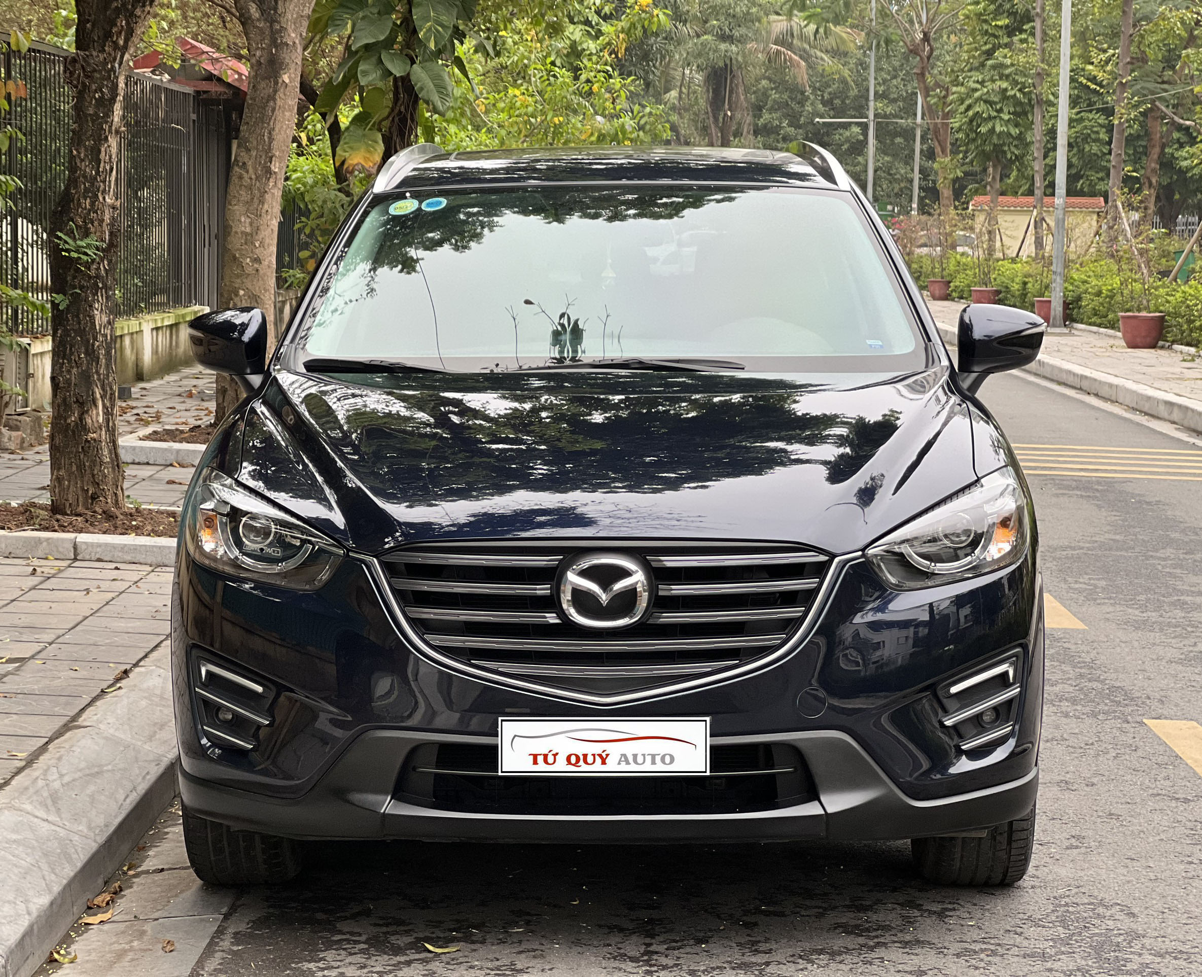 Xe Mazda CX5 2.0AT 2017 - Xanh Đen