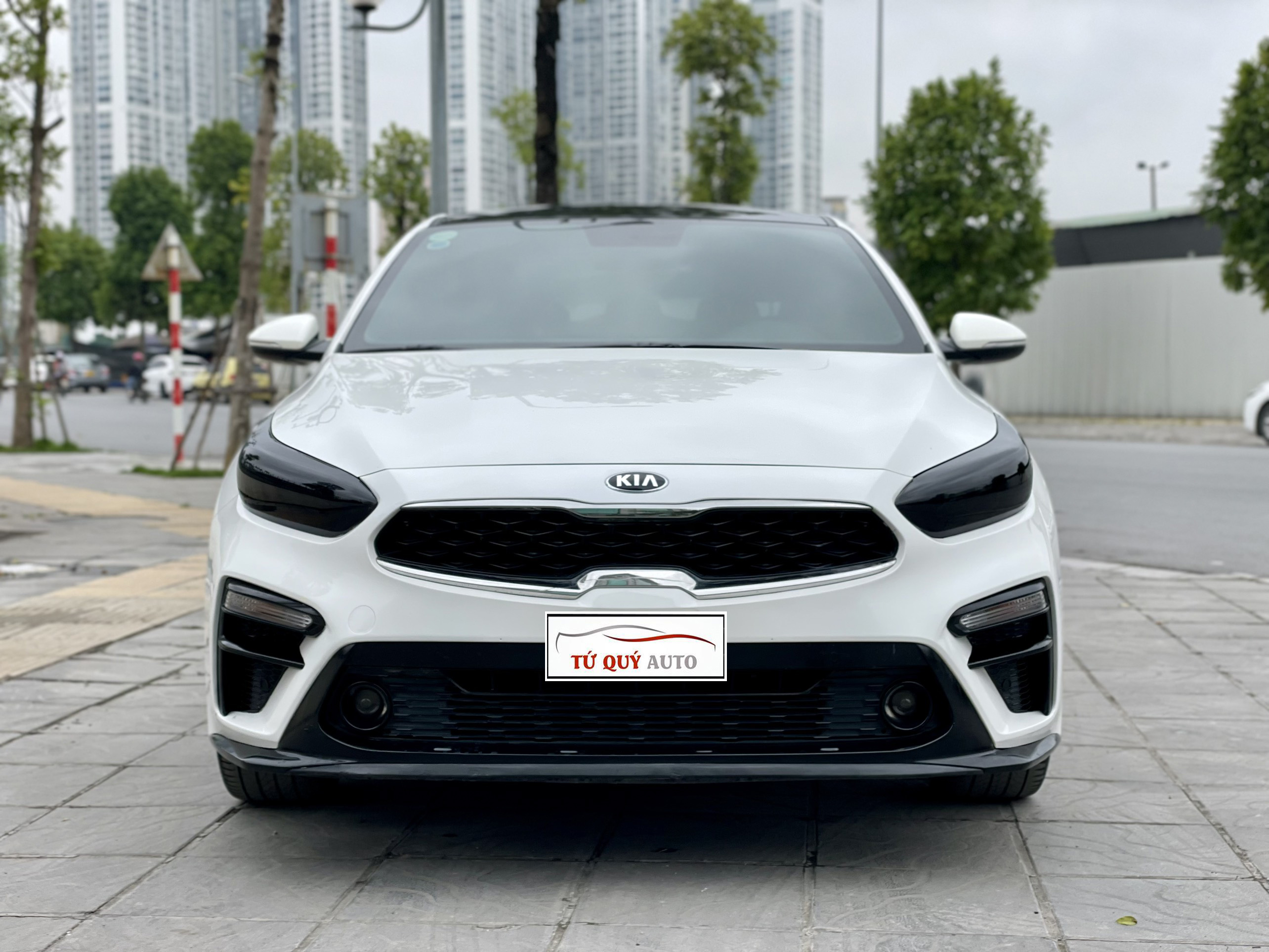 Xe Kia Cerato Premium 2.0AT 2020 - Trắng