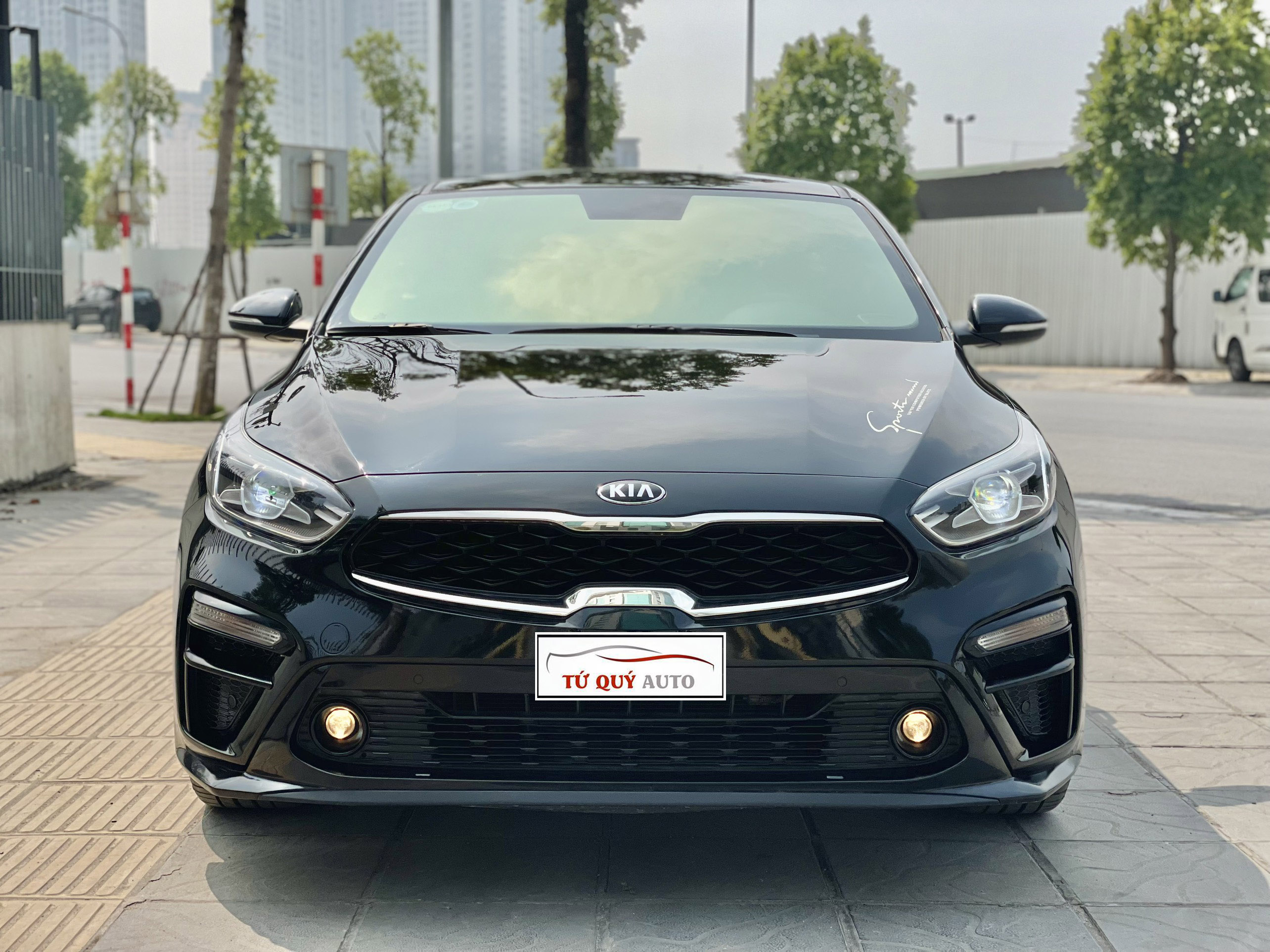 Xe Kia Cerato Premium 2.0AT 2018 - Đen