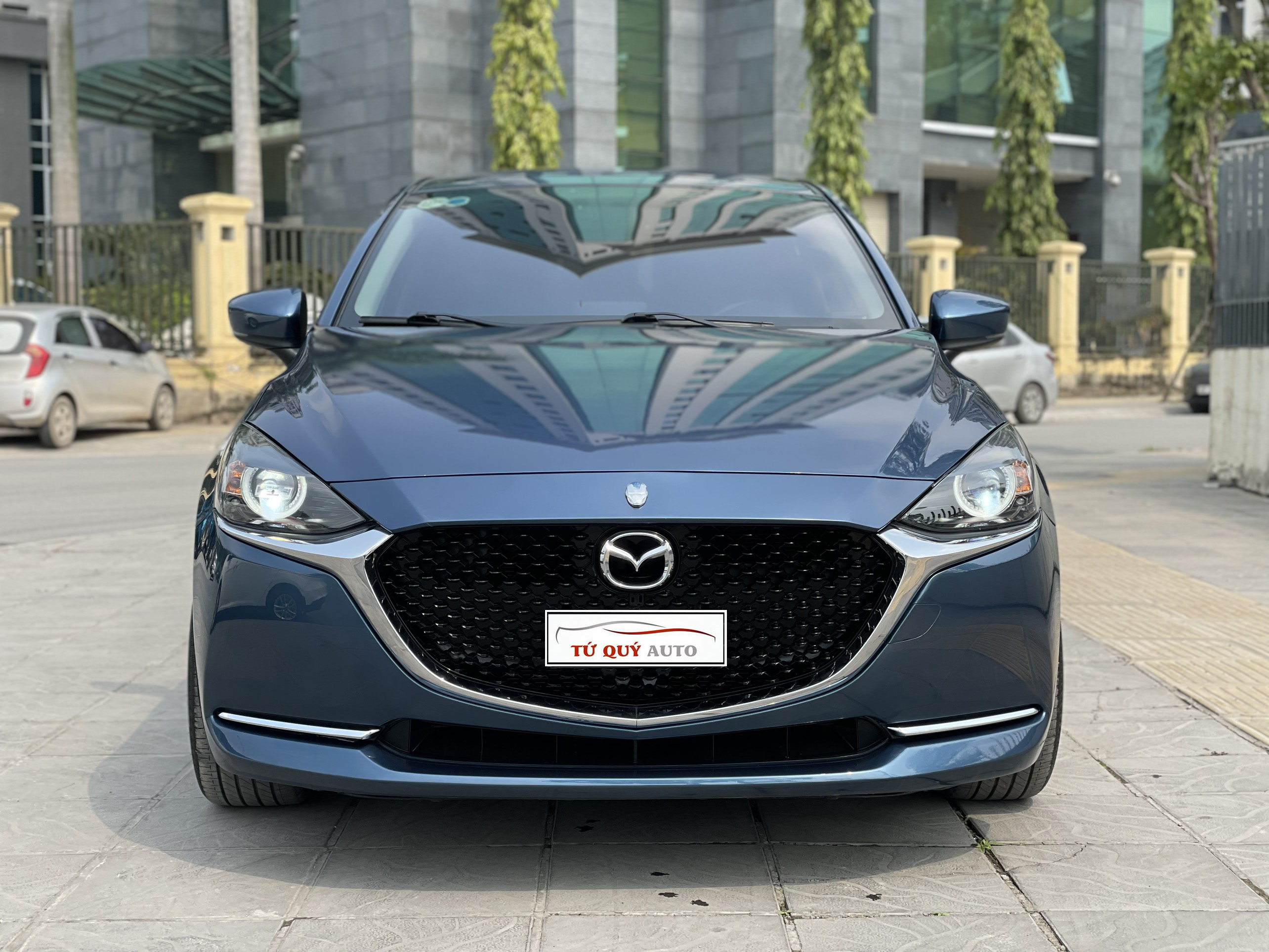 Xe Mazda 2 Luxury 1.5AT 2020 - Xanh