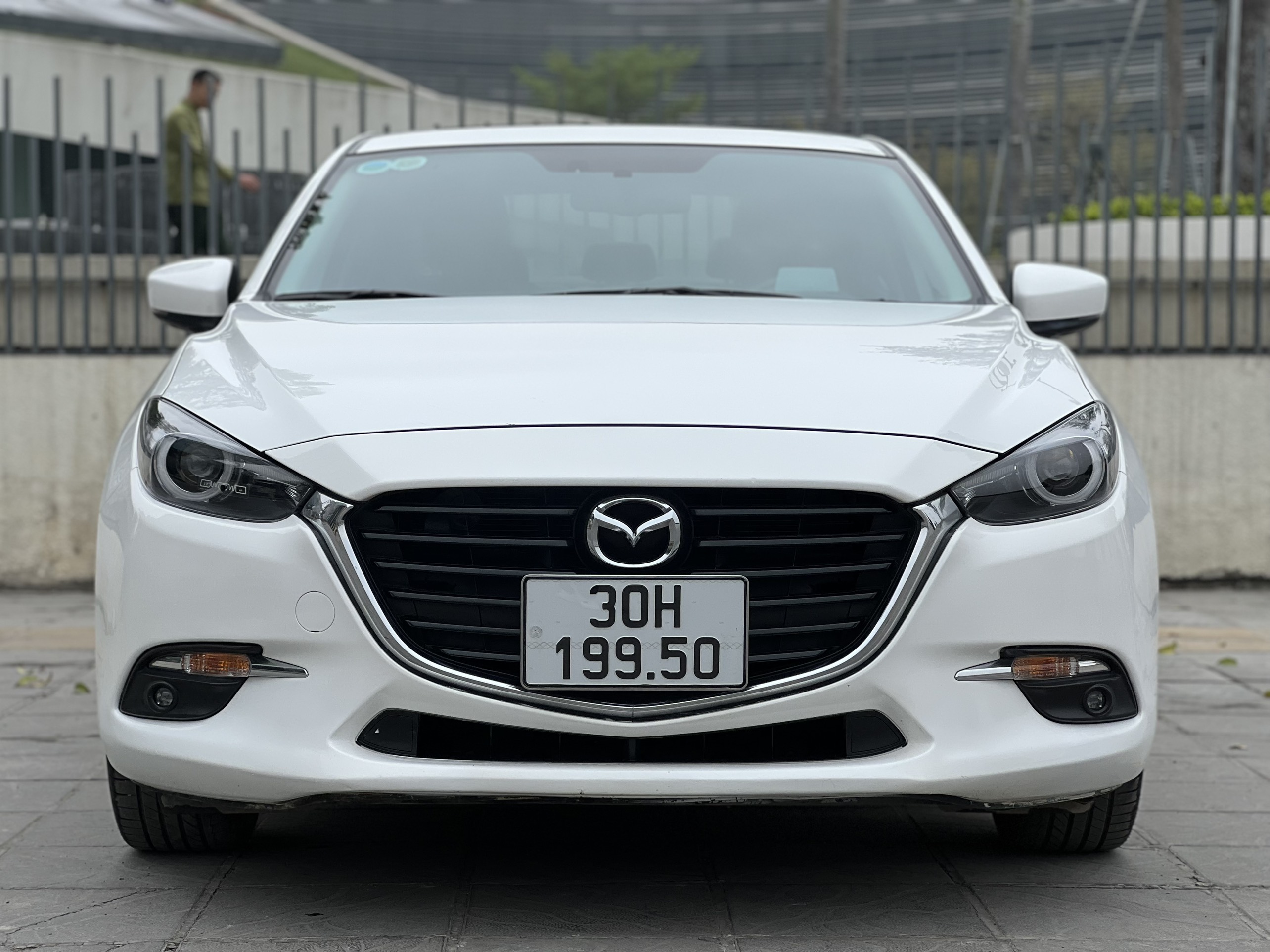 Xe Mazda 3 Sedan 2.0AT 2018 - Trắng