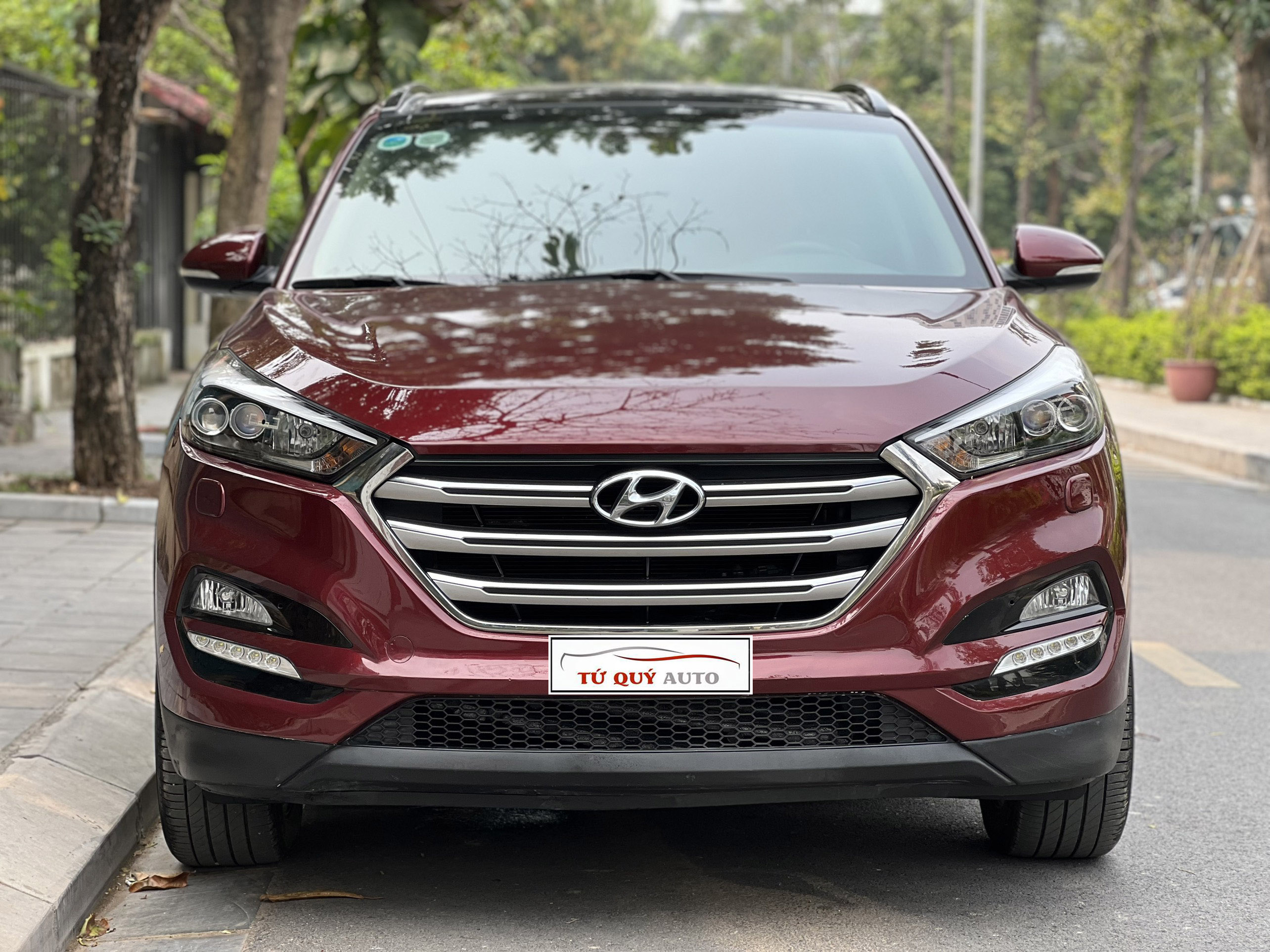 Xe Hyundai Tucson 2.0ATH 2016 - Đỏ Mận