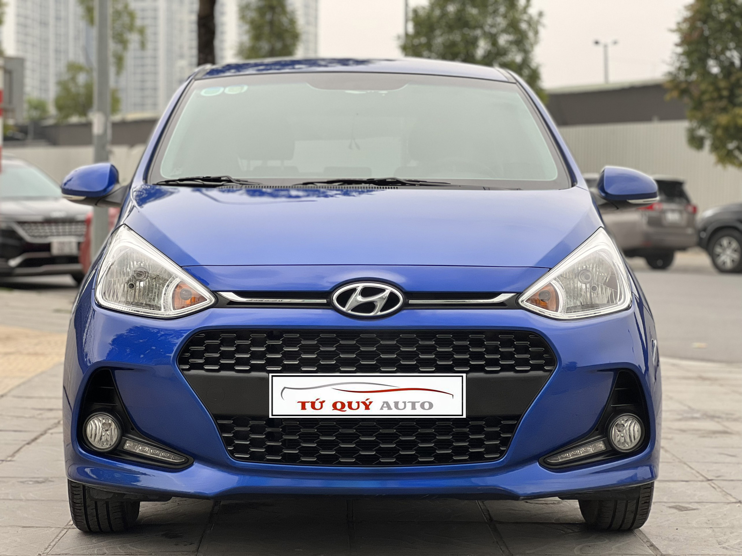 Xe Hyundai i10 Hatchback 1.2AT 2019 - Xanh