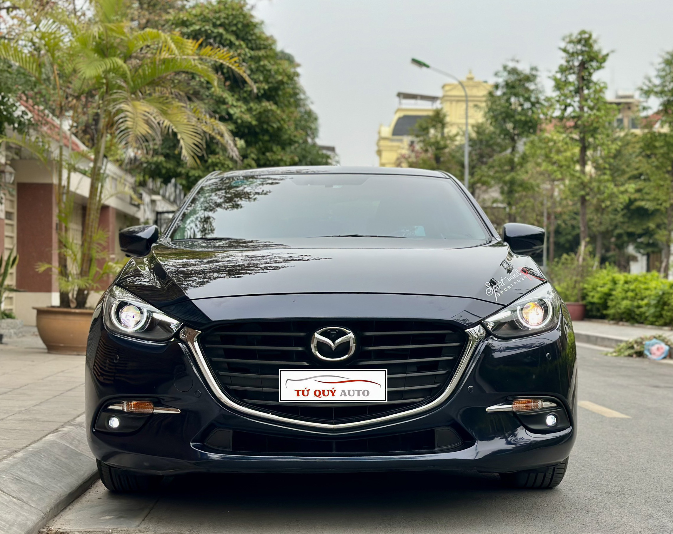 Xe Mazda 3 Sedan 1.5AT 2018 - Xanh Đen