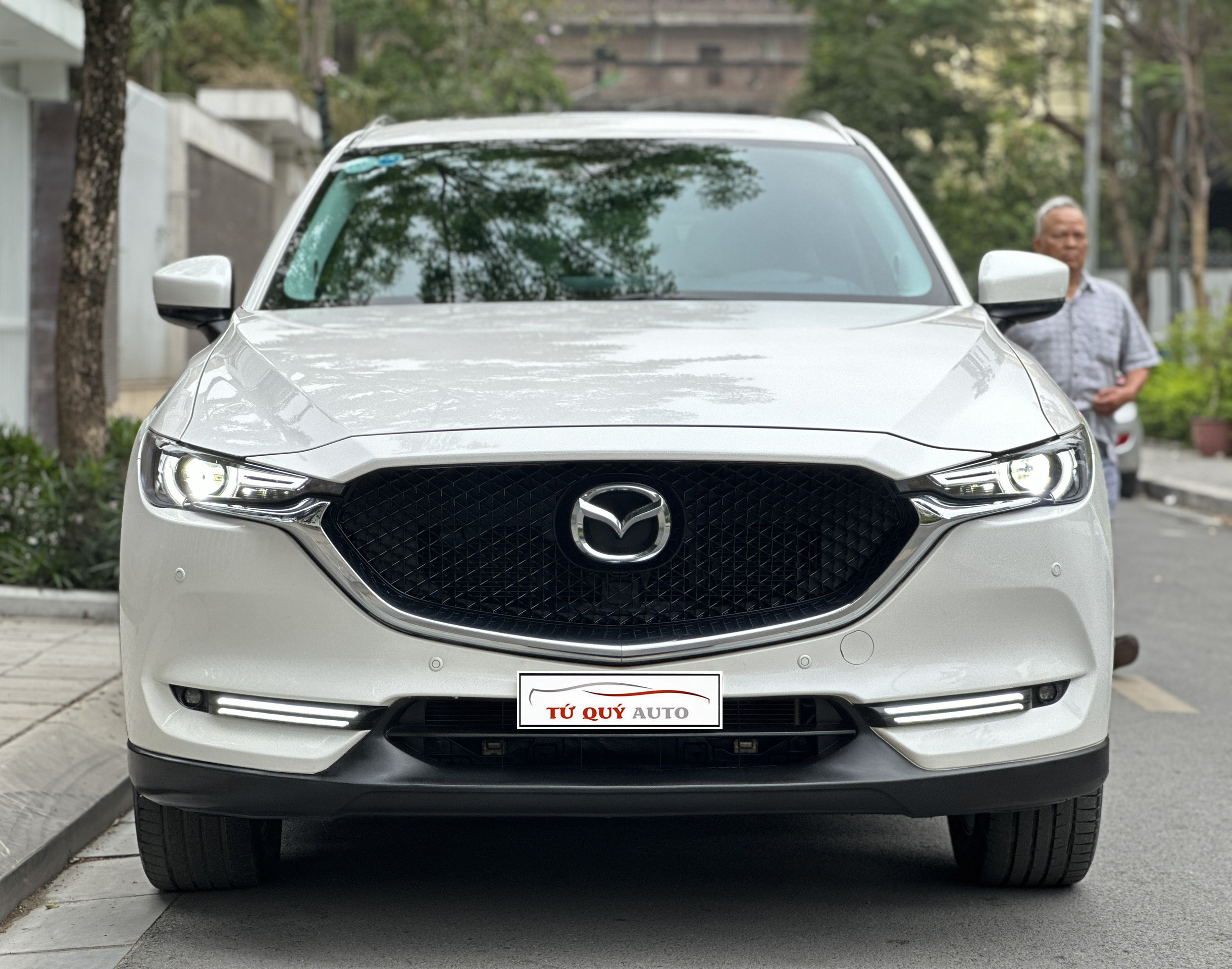 Xe Mazda CX5 Premium 2.0AT 2020 - Trắng