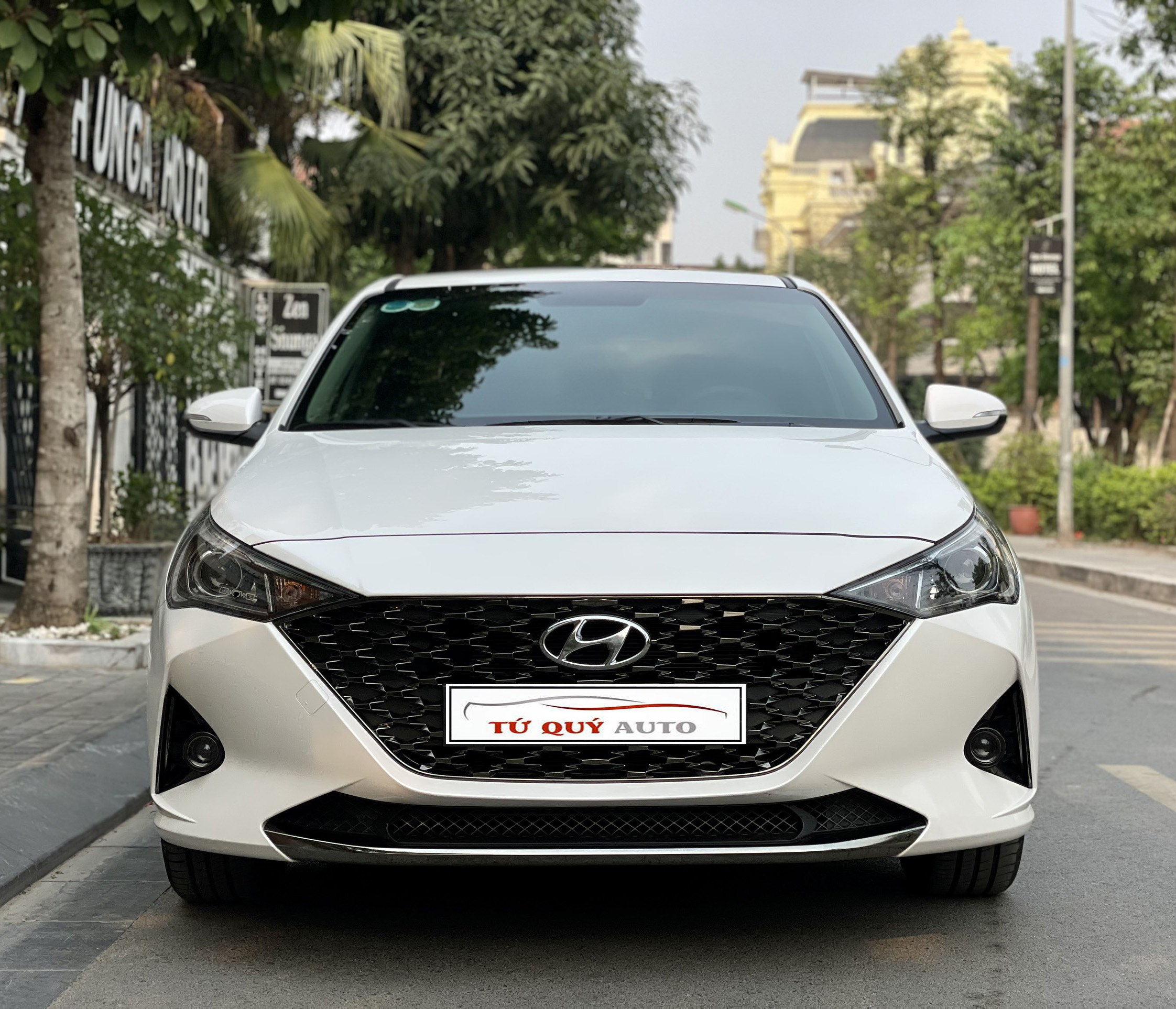 Xe Hyundai Accent 1.4ATH 2022 - Trắng