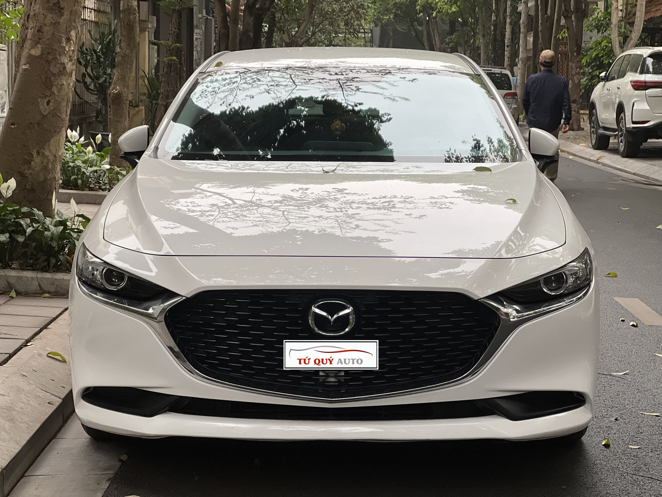 Xe Mazda 3 Deluxe 1.5AT 2021 - Trắng