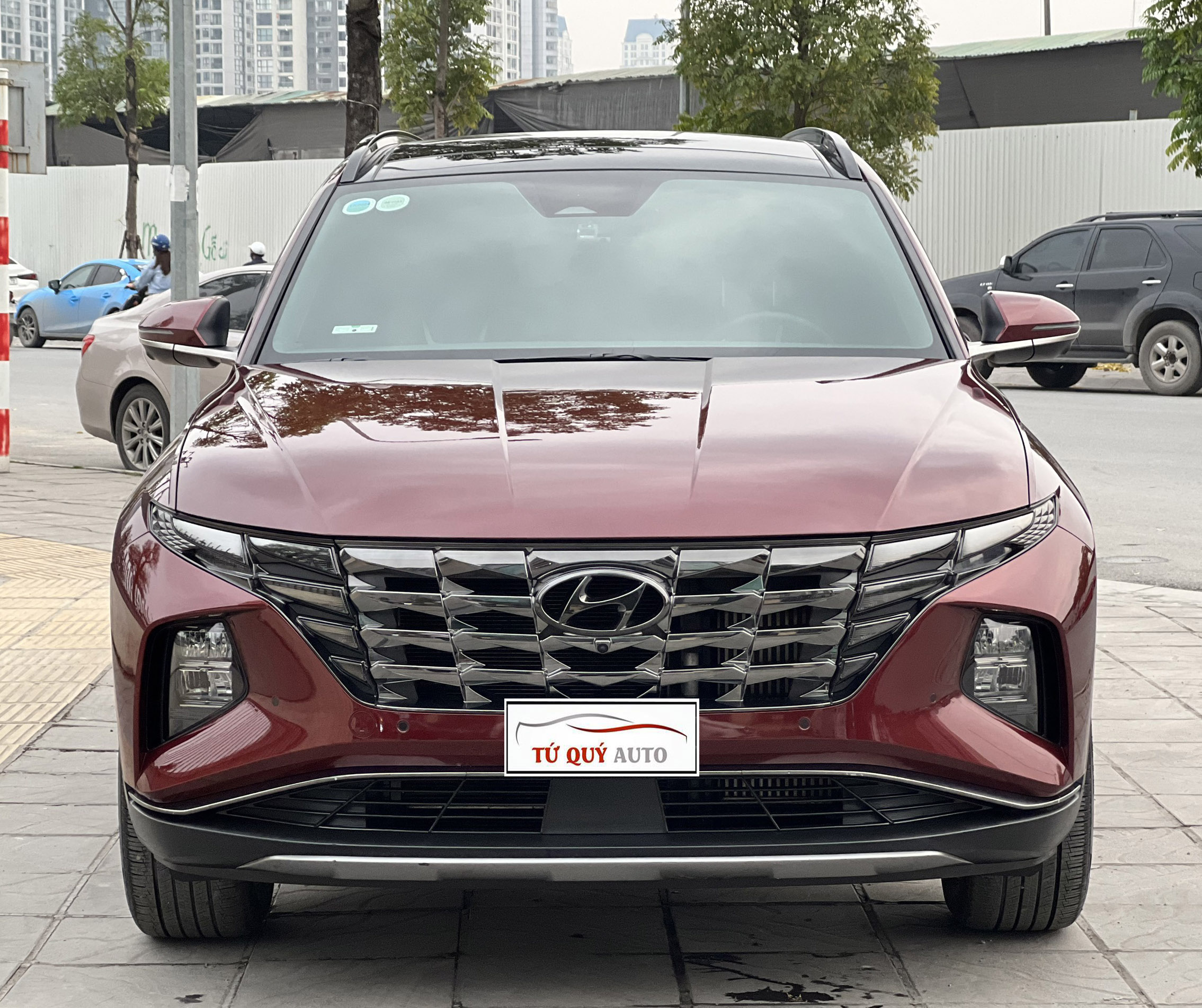 Xe Hyundai Tucson 1.6 Turbo 2022 - Đỏ Mận