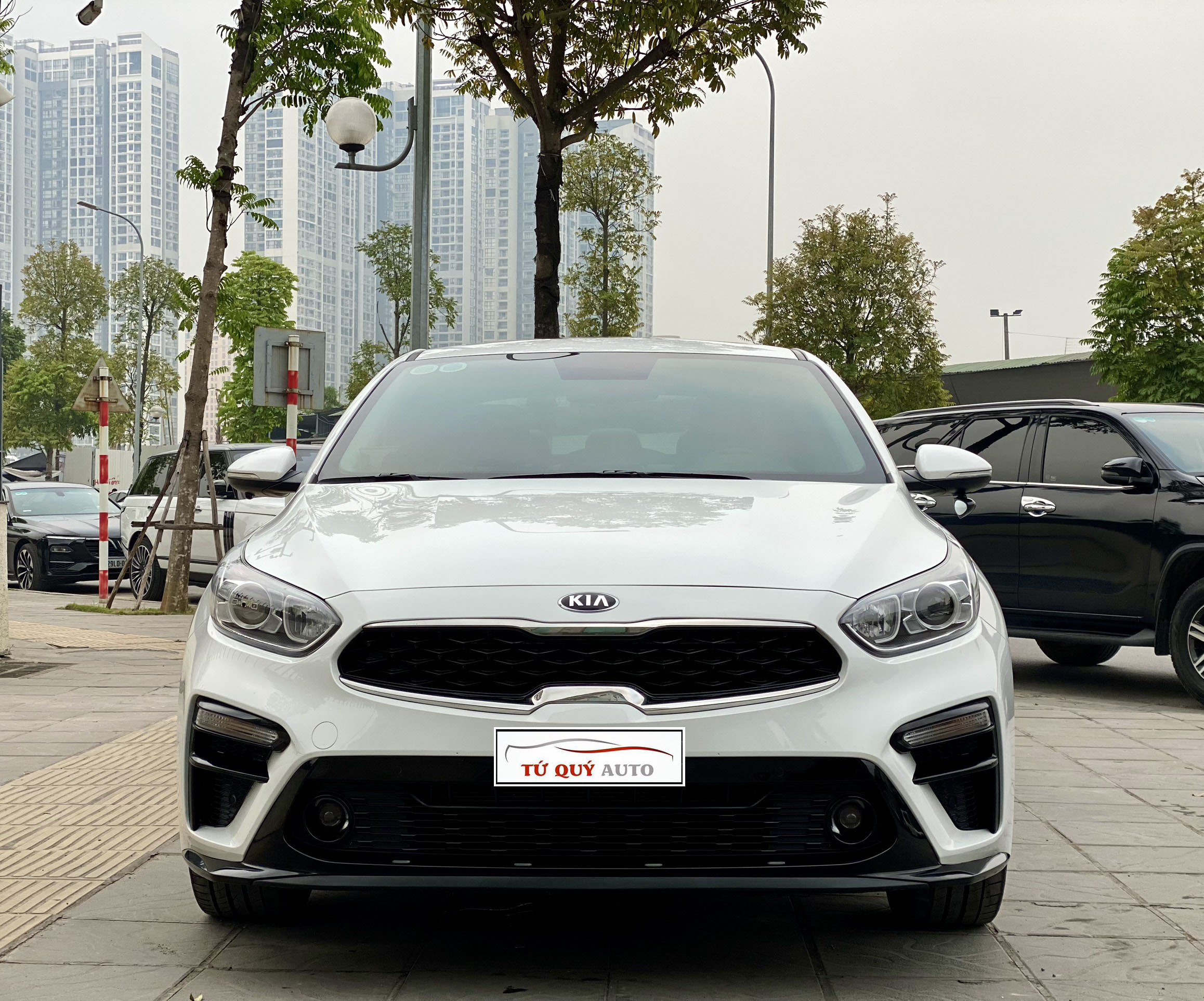 Xe Kia Cerato Luxury 1.6AT 2019 - Trắng