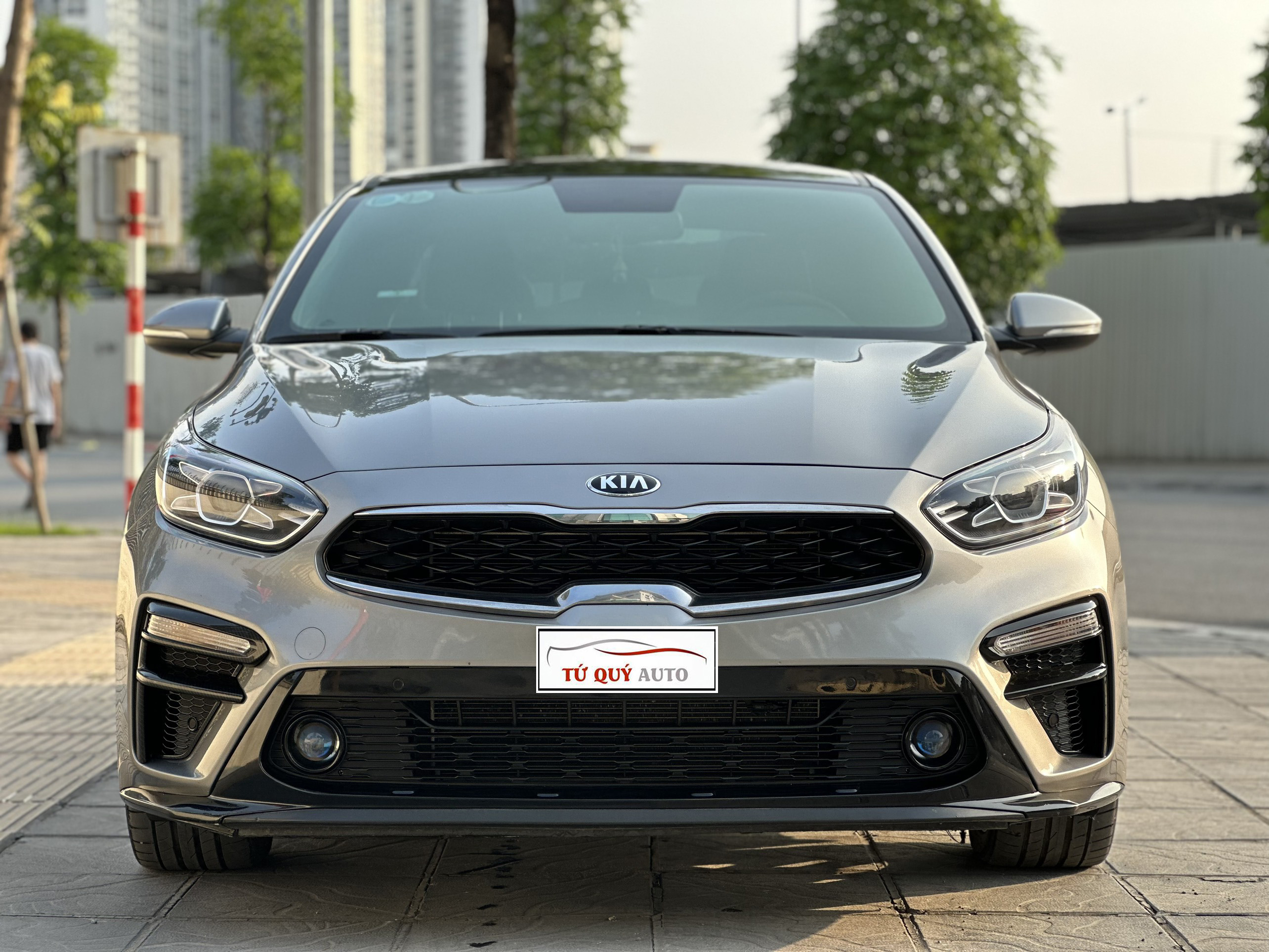 Xe Kia Cerato Premium 2.0AT 2019 - Xám