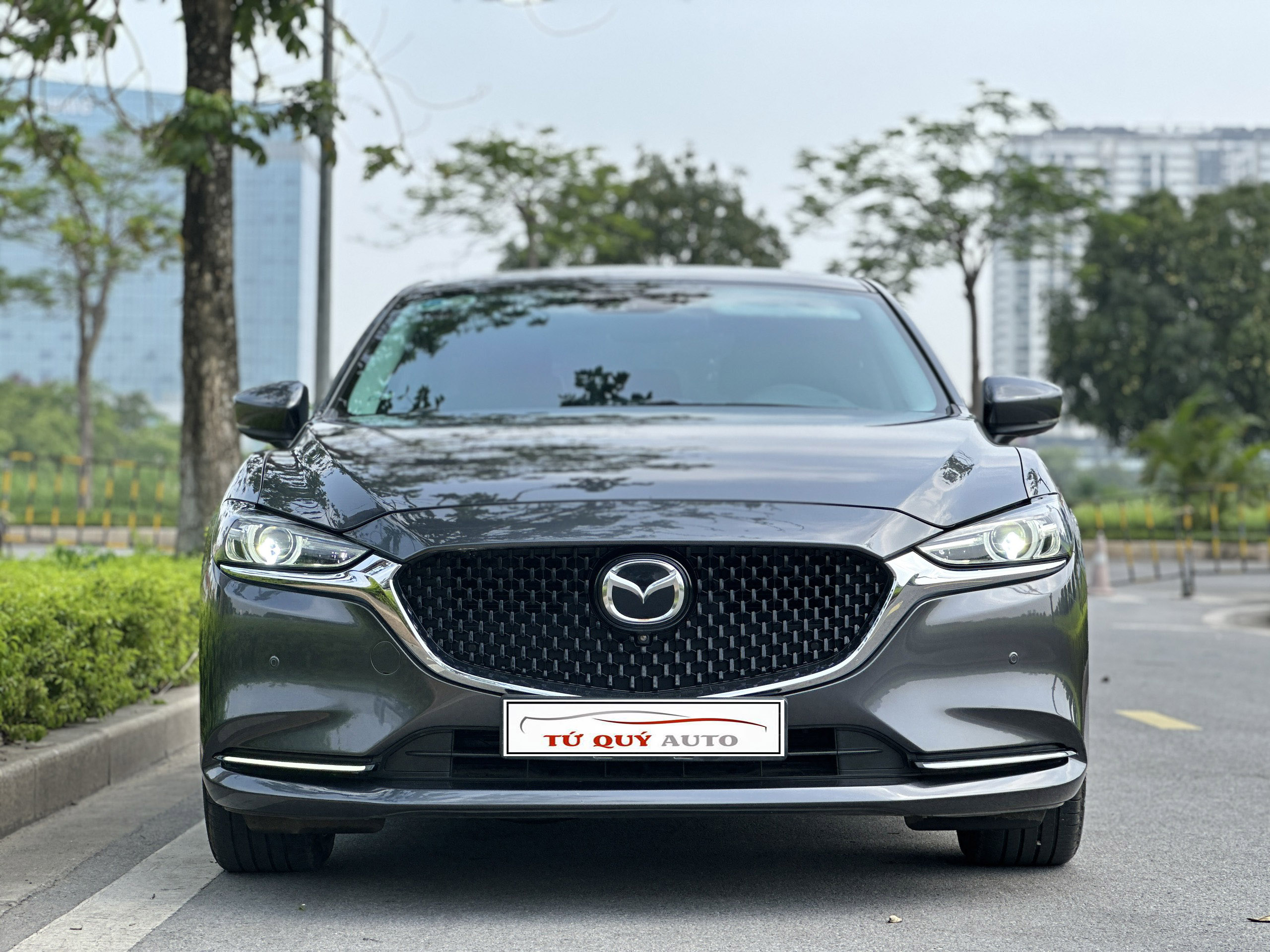 Xe Mazda 6 Premium 2.0AT 2020 - Xám / TCCC