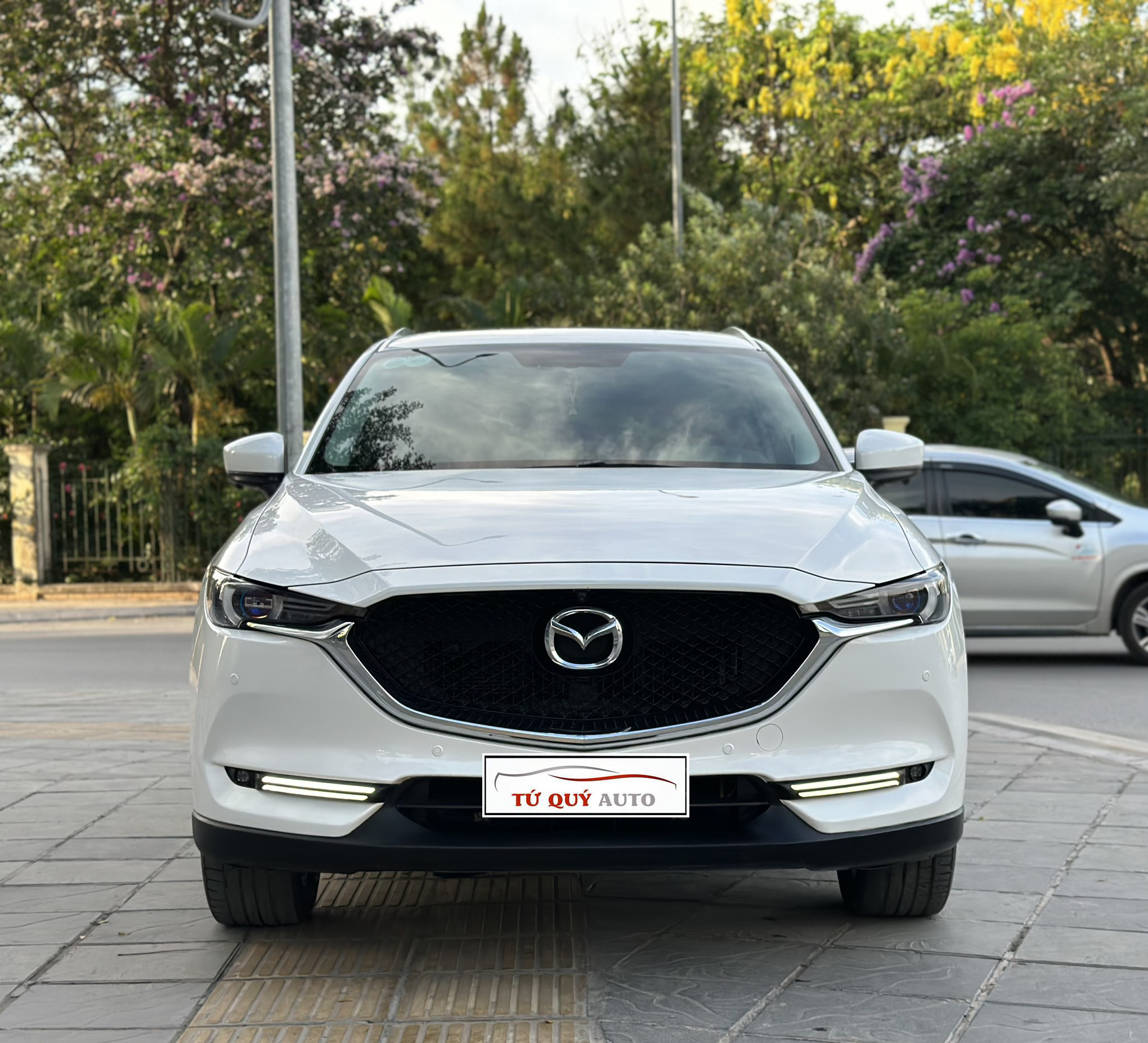 Xe Mazda CX5 Luxury 2.0AT 2022 - Trắng