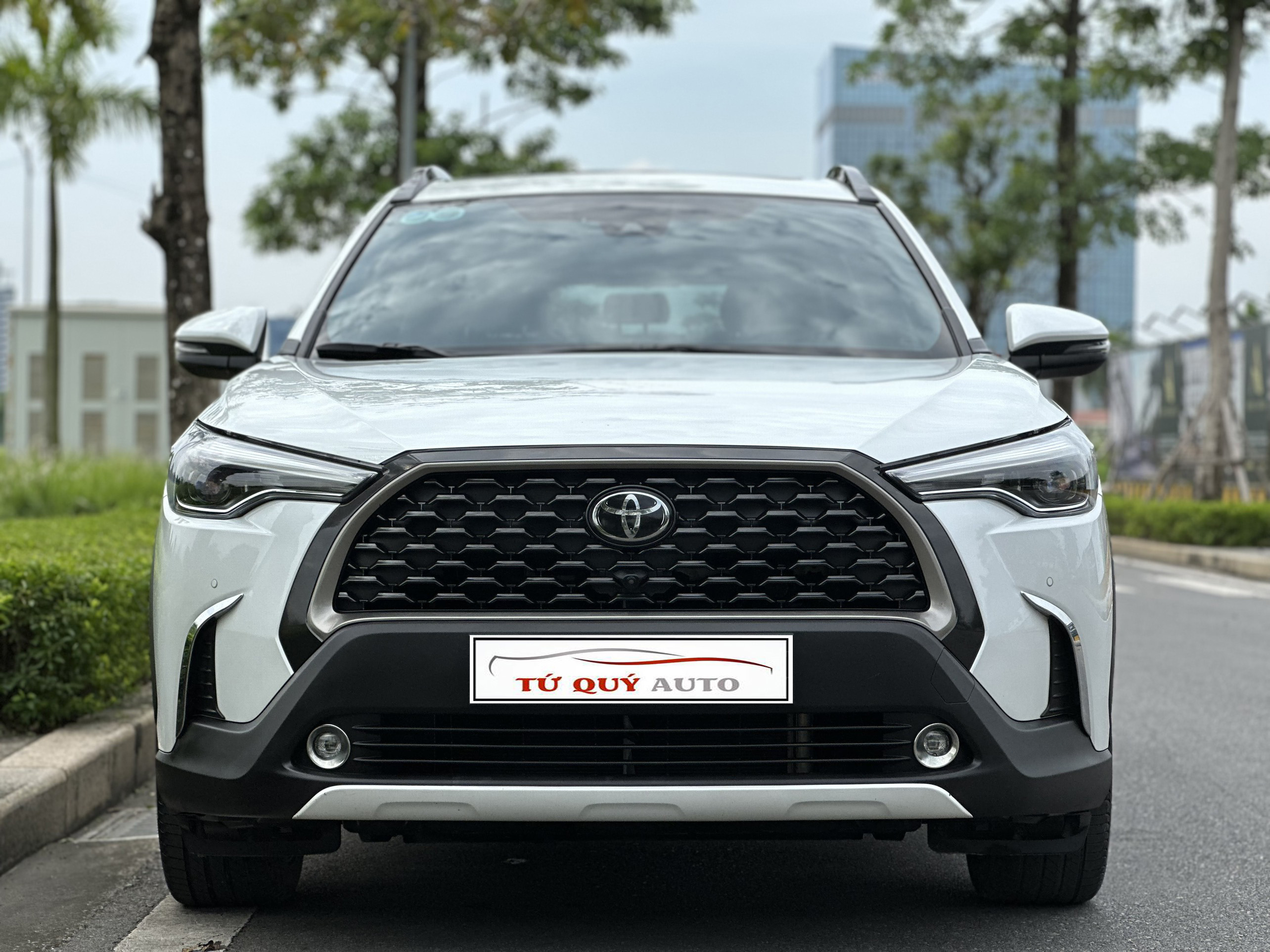 Xe Toyota Corolla Cross 1.8V 2020 - Trắng