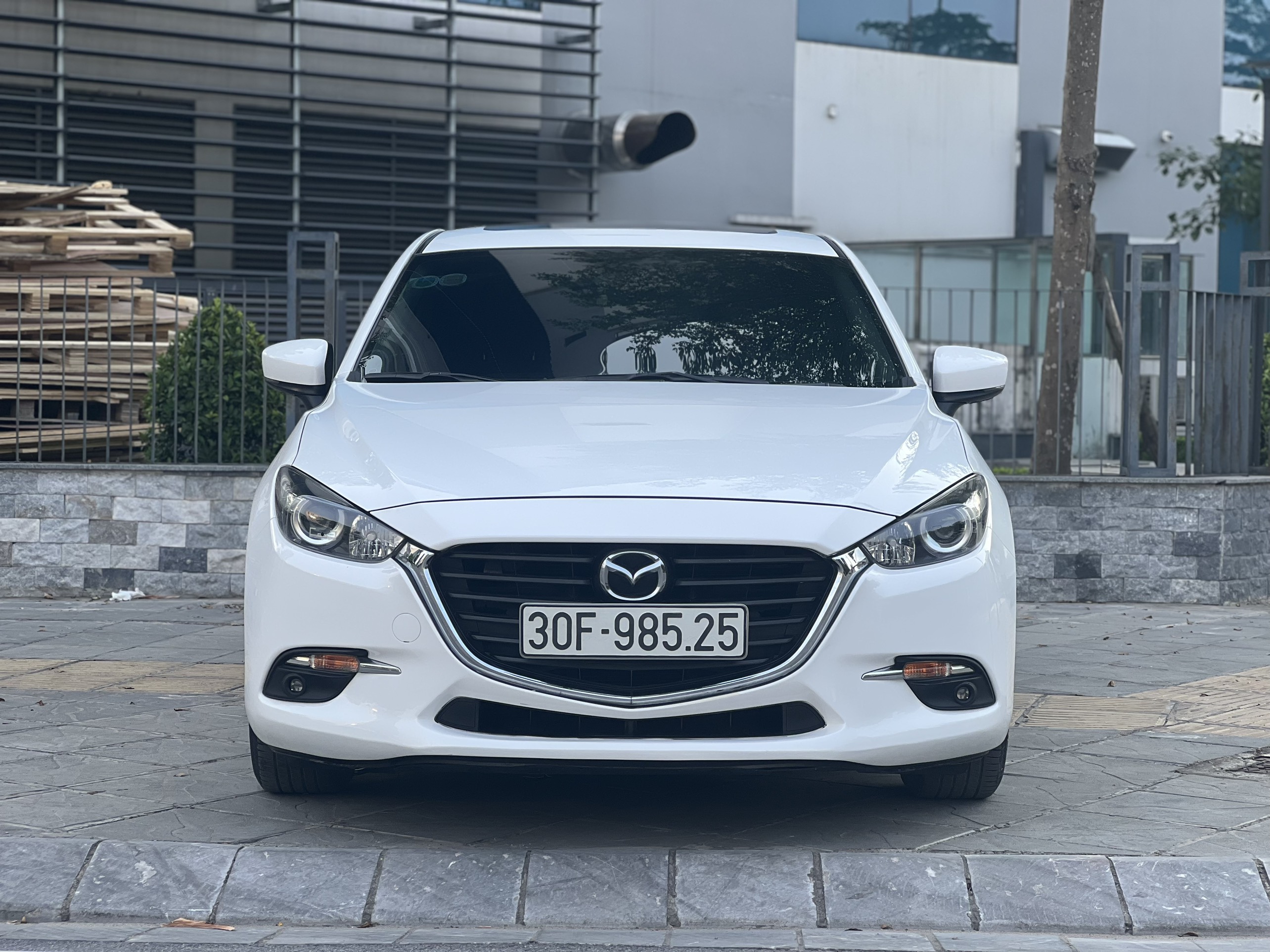 Xe Mazda 3 Sedan 1.5AT 2018 - Trắng