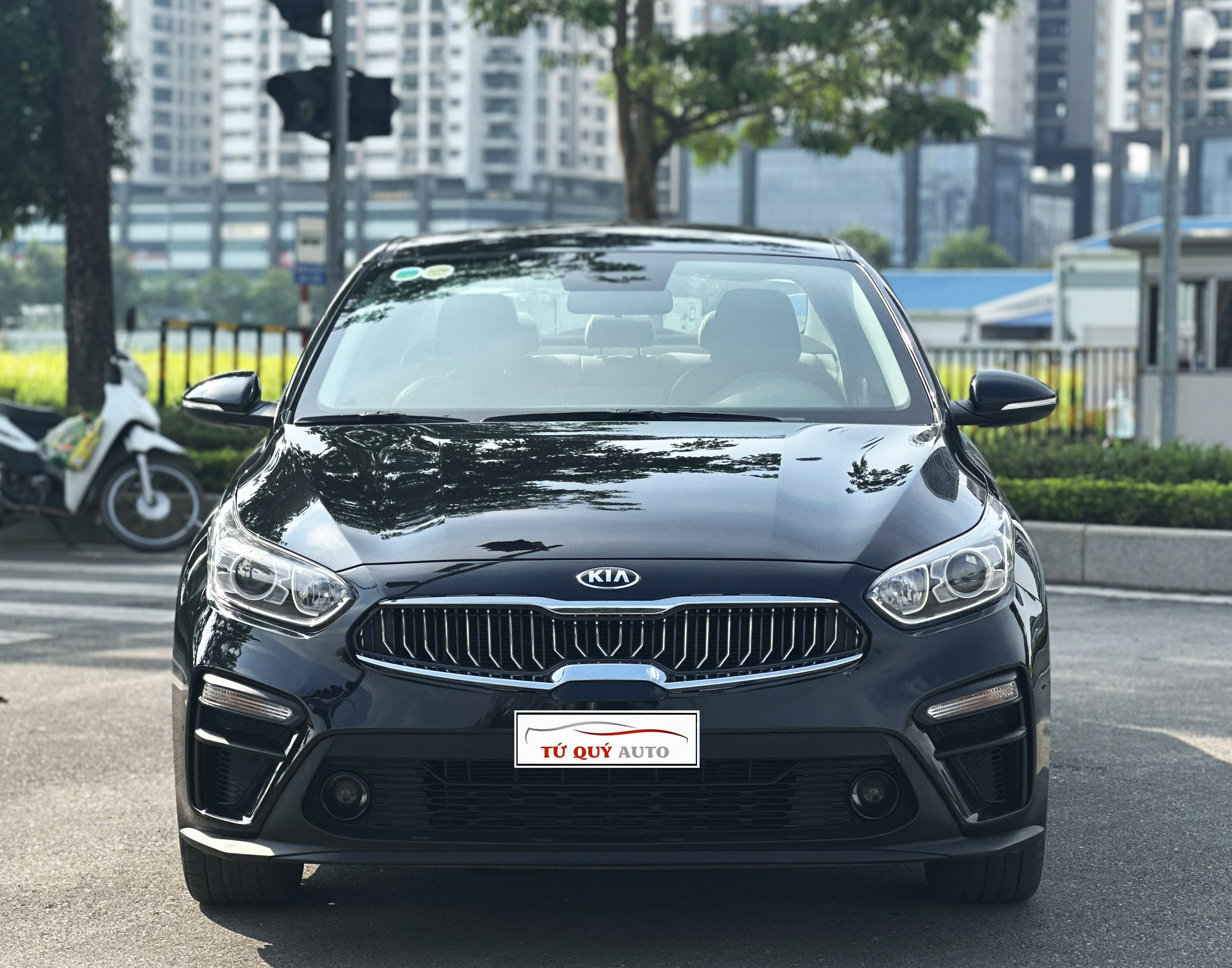 Xe Kia Cerato Deluxe 1.6AT 2019 - Đen