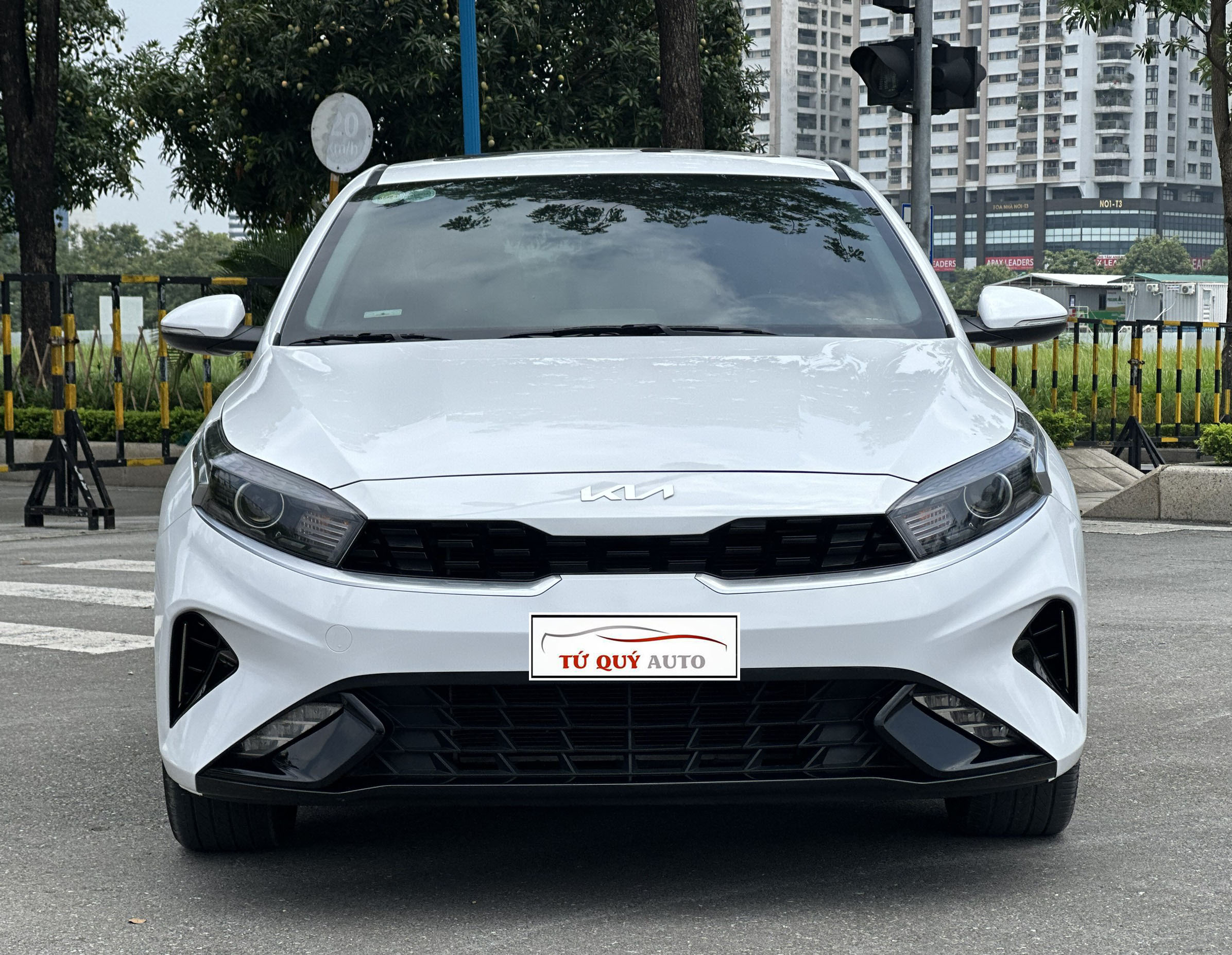 Xe Kia K3 Luxury 1.6AT 2021 - Trắng