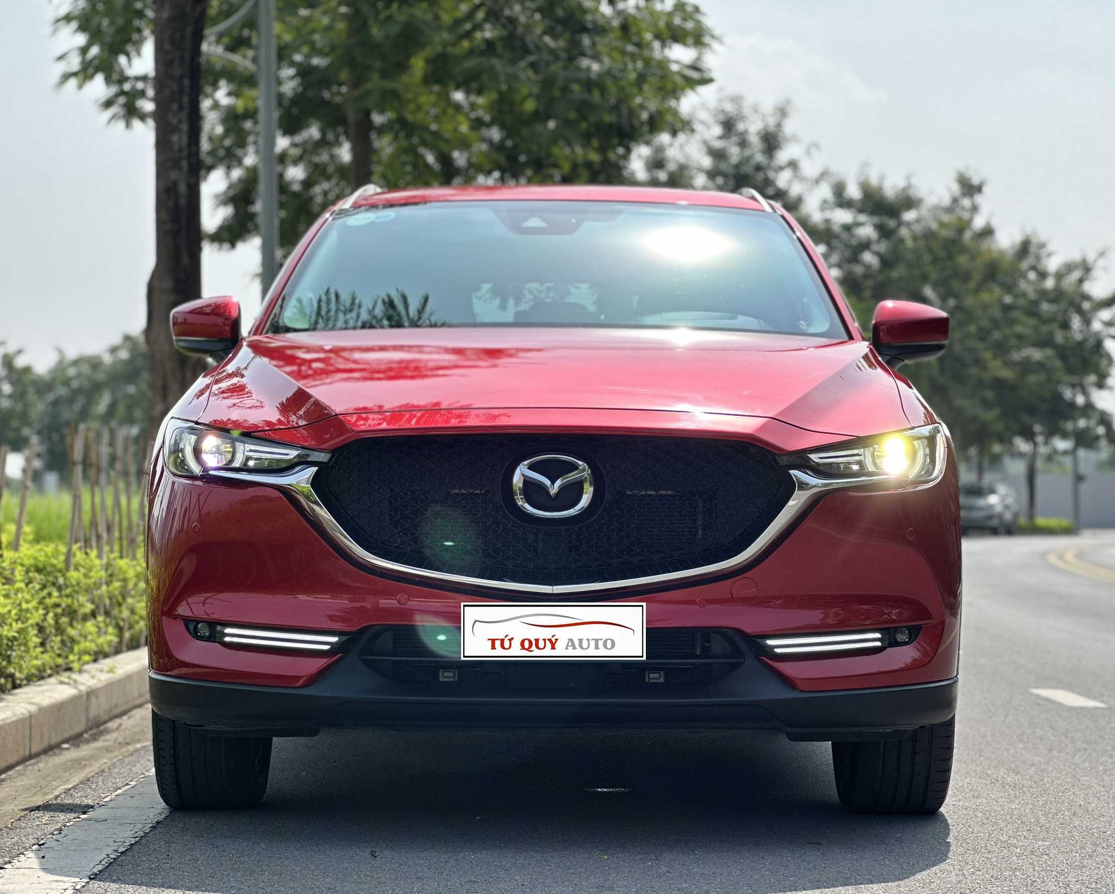 Xe Mazda CX5 Premium 2.0AT 2021 - Đỏ Pha Lê