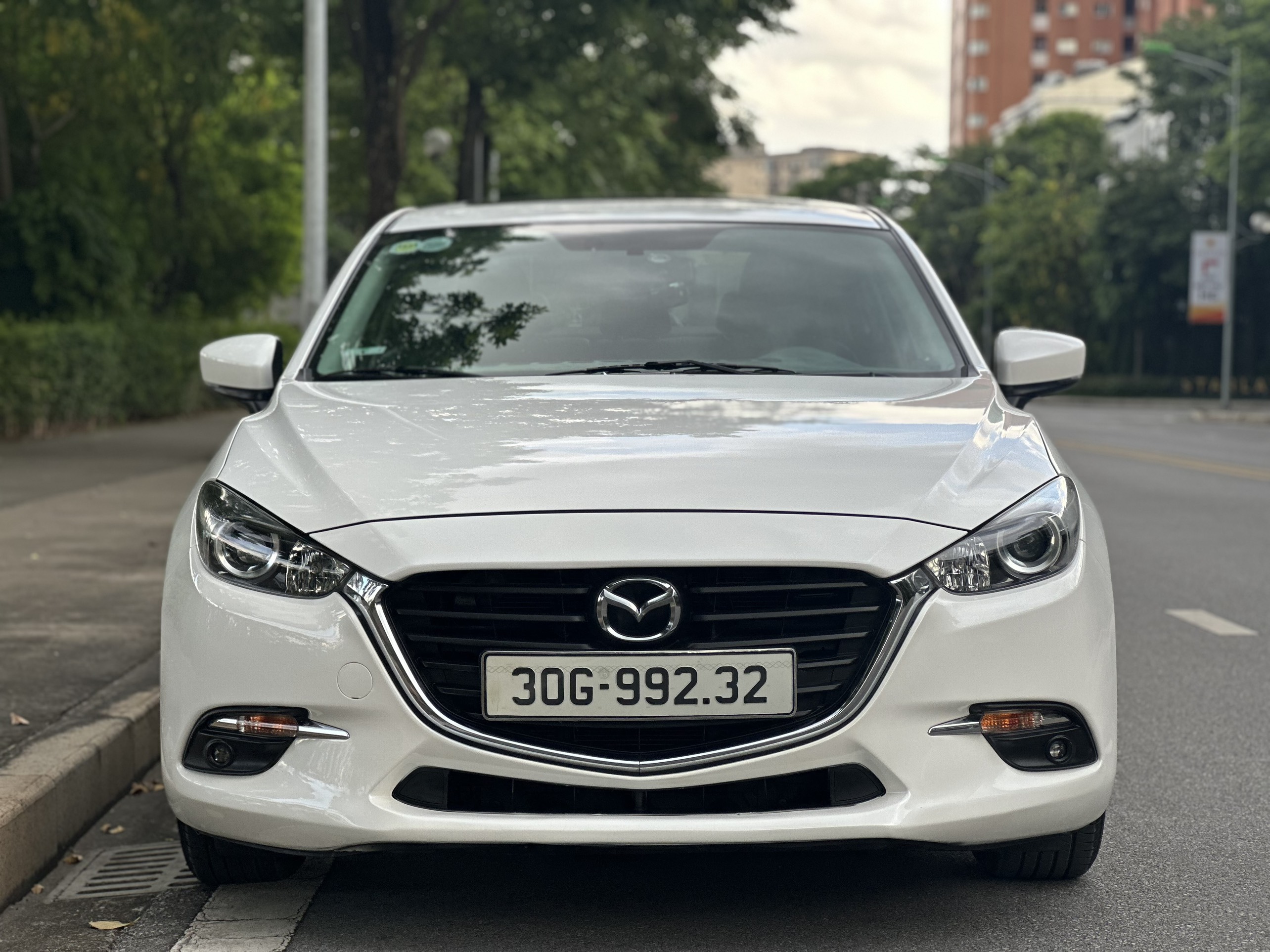 Xe Mazda 3 Sedan 1.5AT 2019 - Trắng