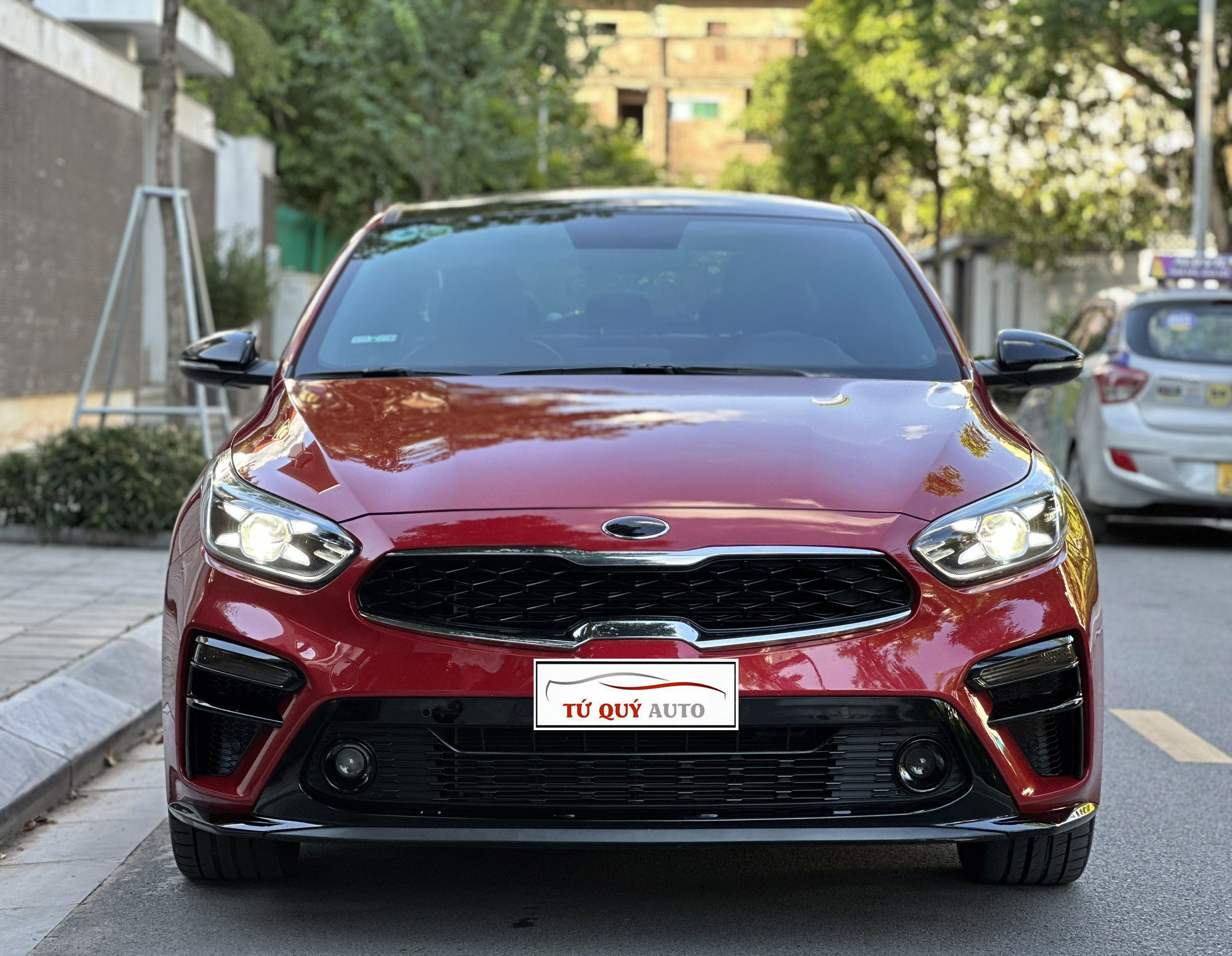 Xe Kia Cerato Premium 2.0AT 2019 - Đỏ