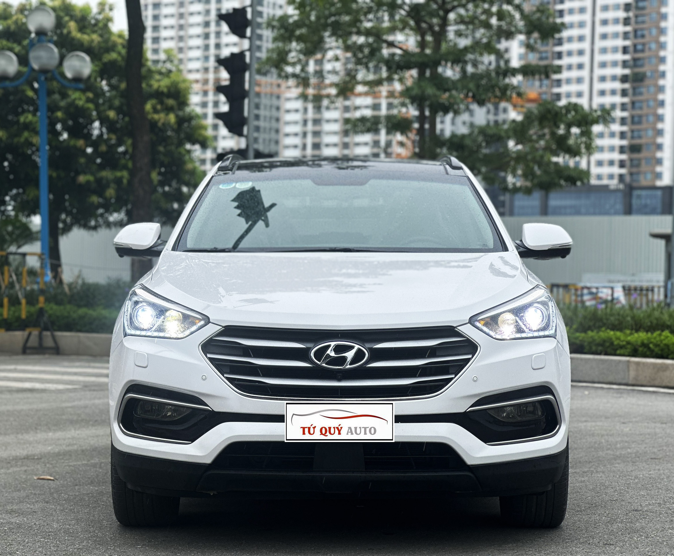 Xe Hyundai SantaFe 2.4 AWD 2016 - Trắng