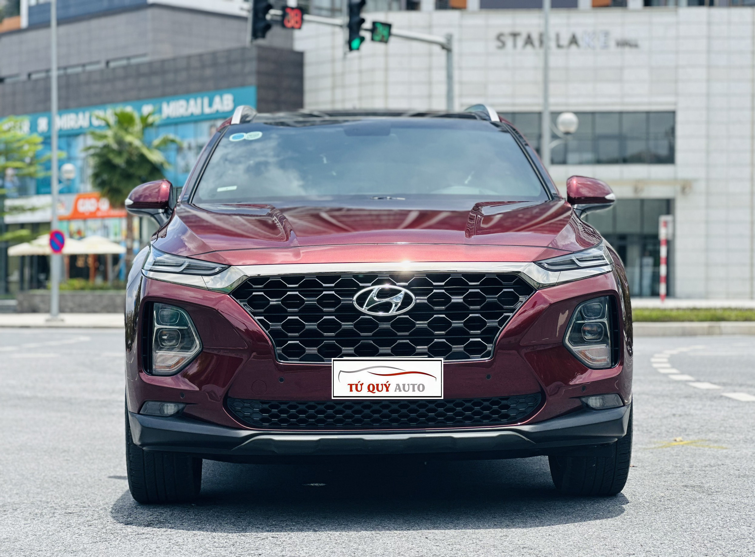 Xe Hyundai SantaFe Premium 2.4AT 2020 - Đỏ Mận