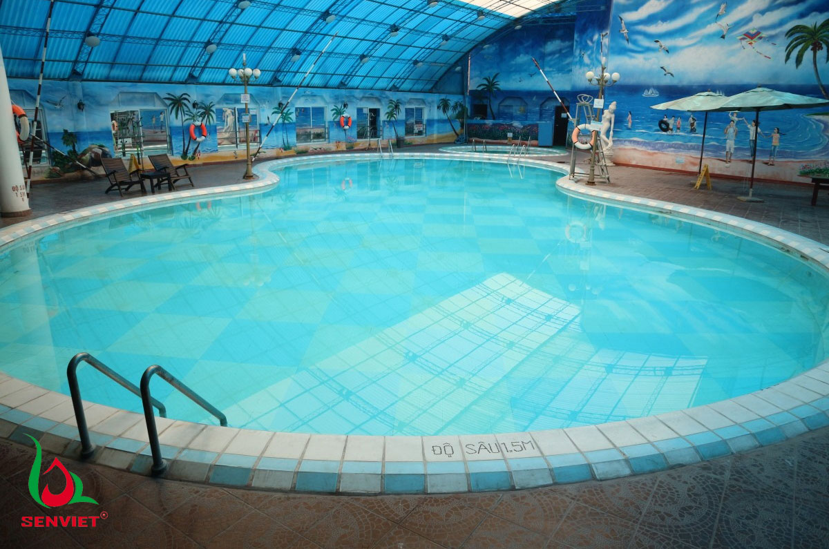 Làm thế nào để cung cấp nước nóng cho bể bơi kịp thời mà tiết kiệm điện?