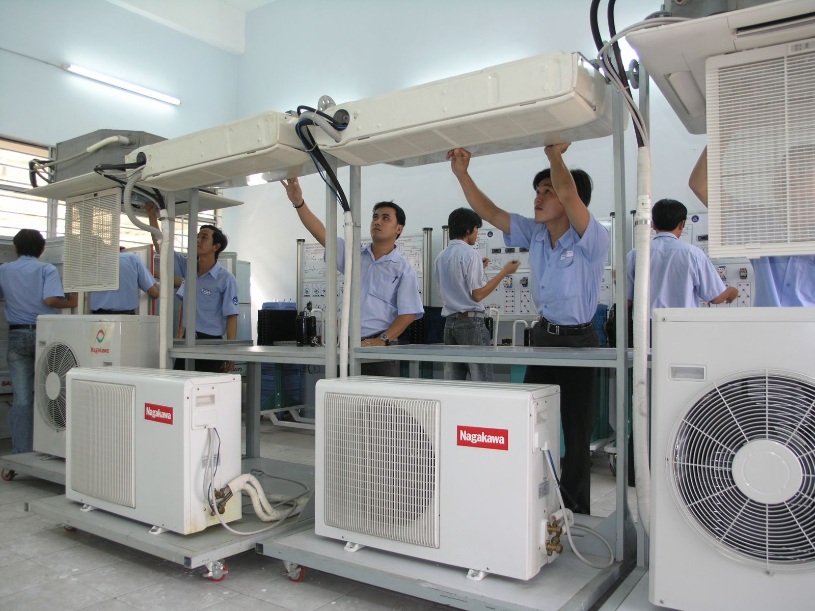 ĐIỀU HÒA TRUNG TÂM LÀ GÌ ?