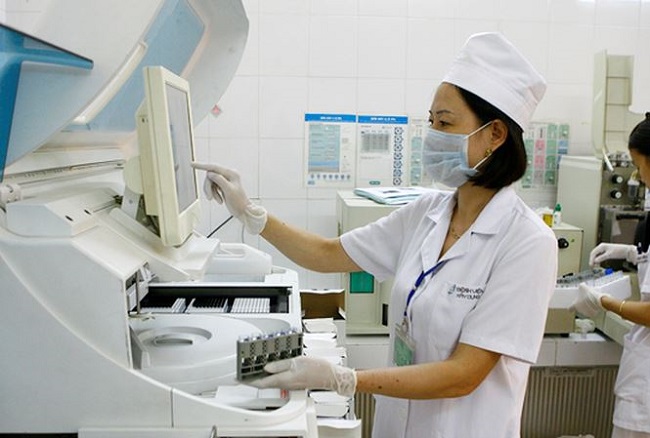 thiết bị phòng xét nghiệm 