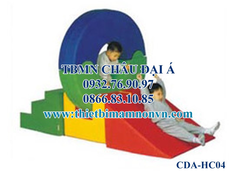 HC04- Hầm chui, hang chui mầm non