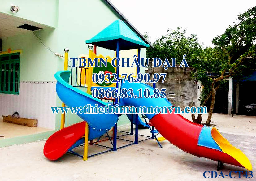 Cầu trượt trẻ em, Cầu trượt liên hoàn ống xoắn CT43