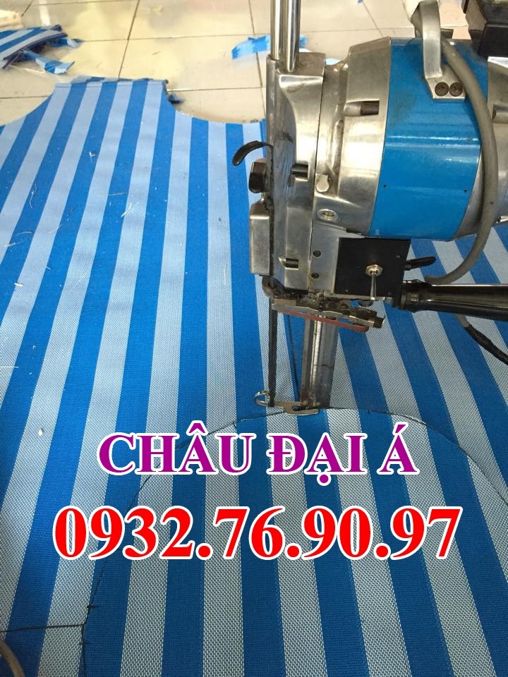 Cắt vải giường mầm non